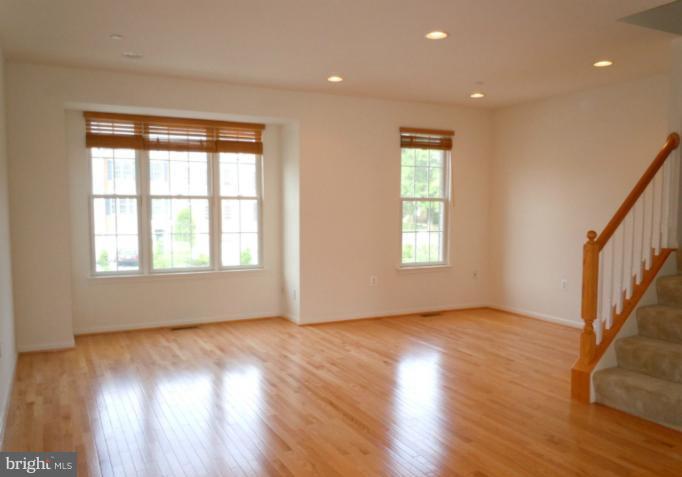 RODGERS CHOICE - Residential Lease