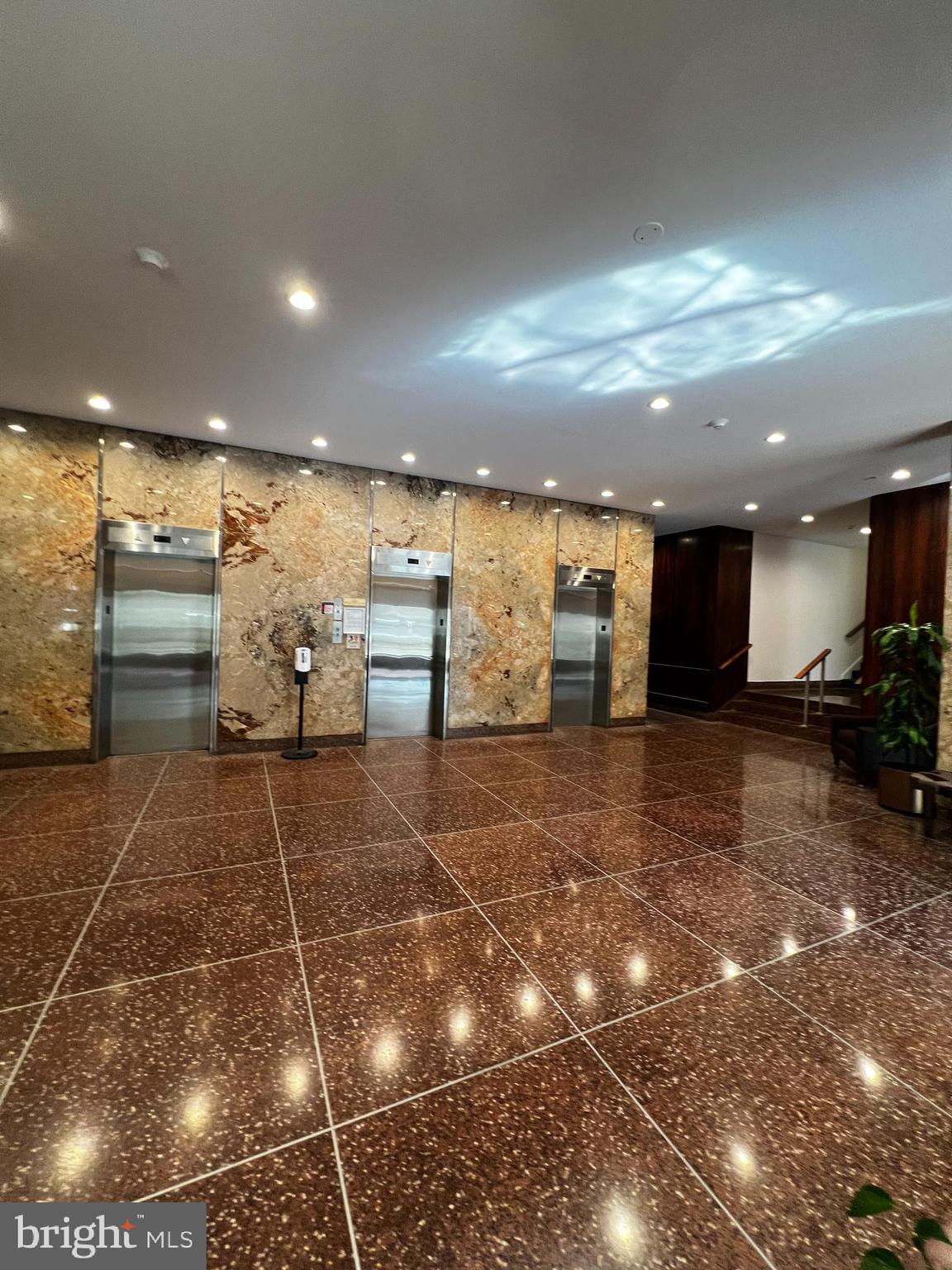 RIVER PARK - Residential