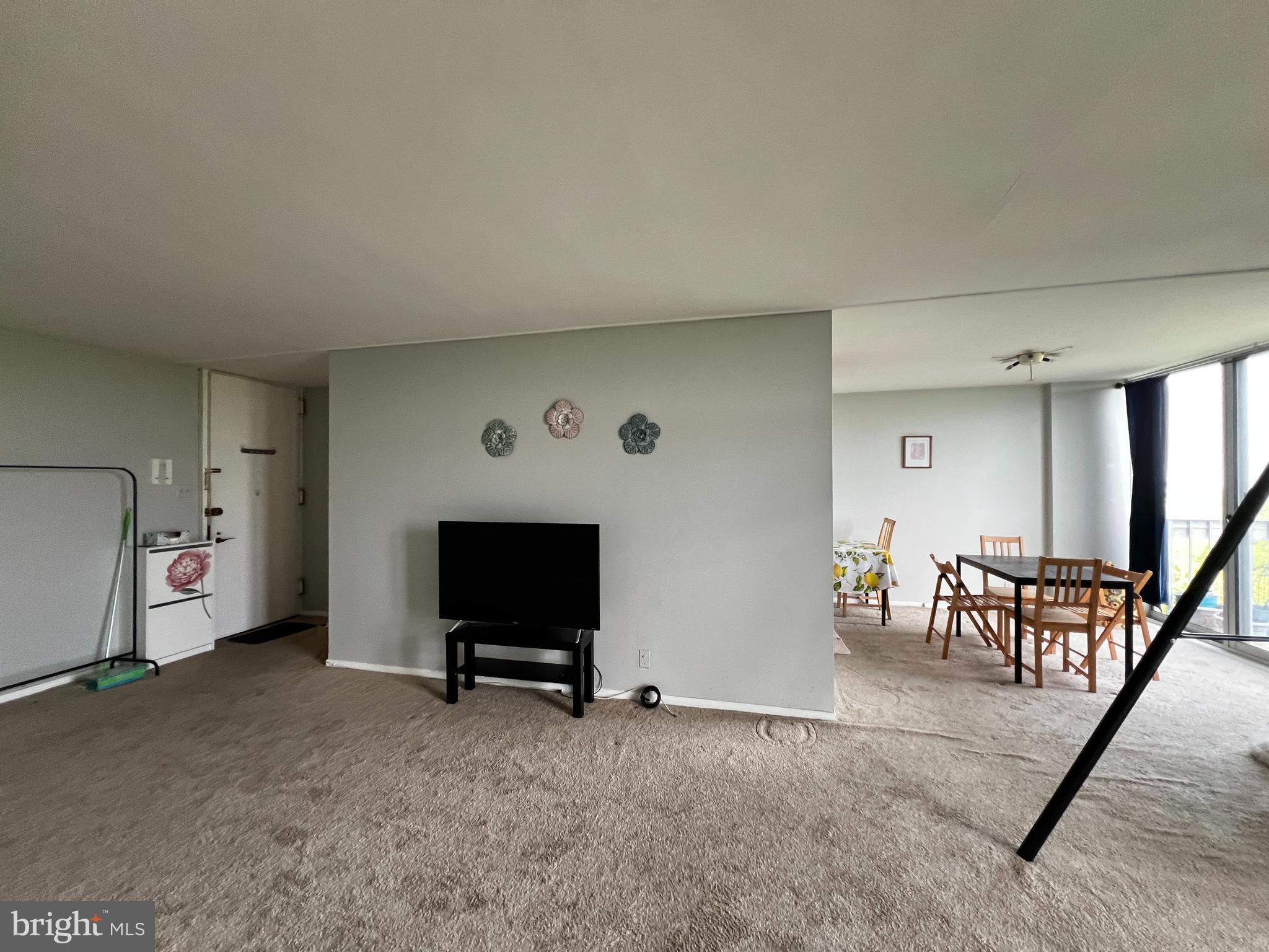 RIVER PARK - Residential