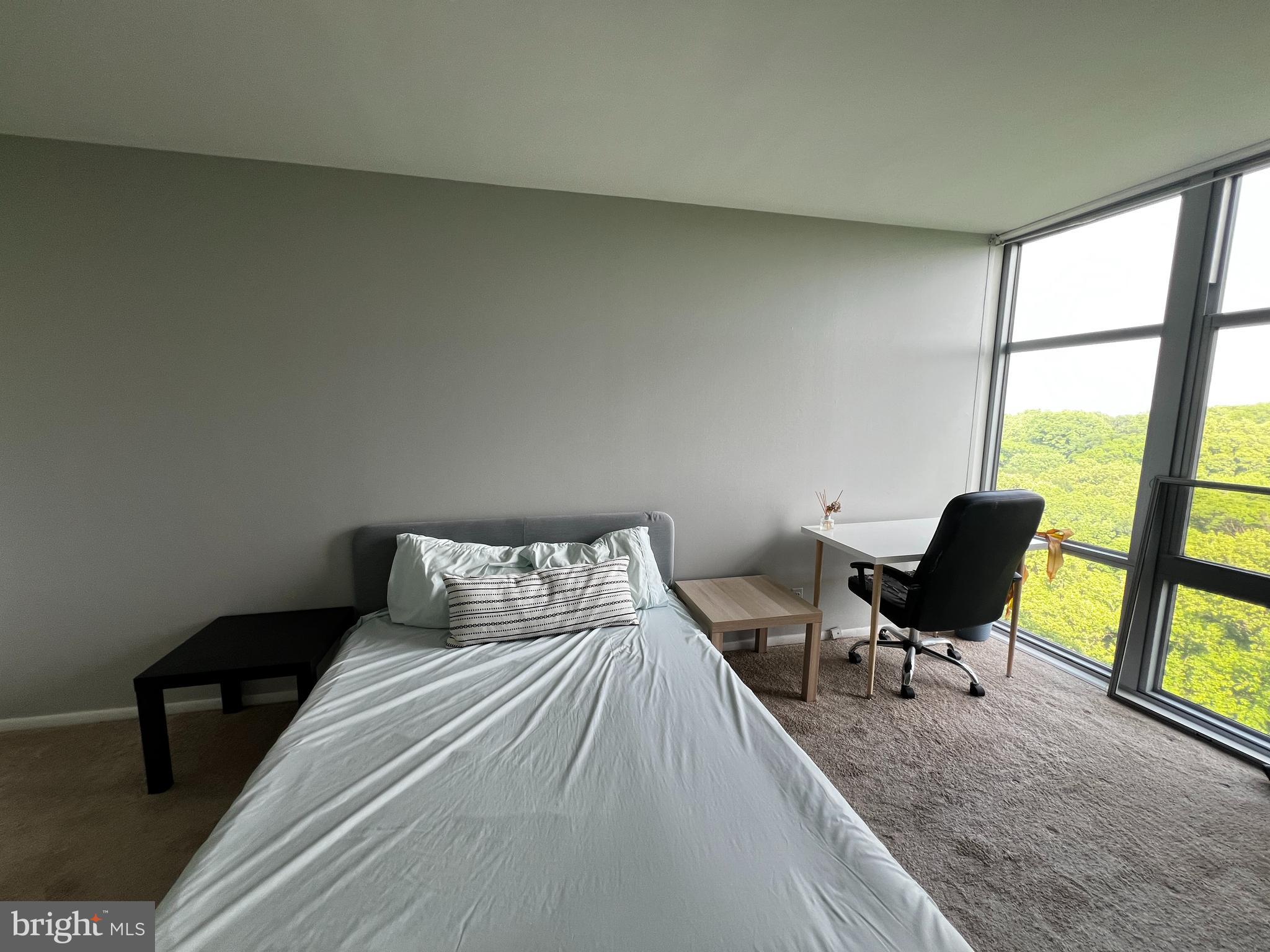 RIVER PARK - Residential