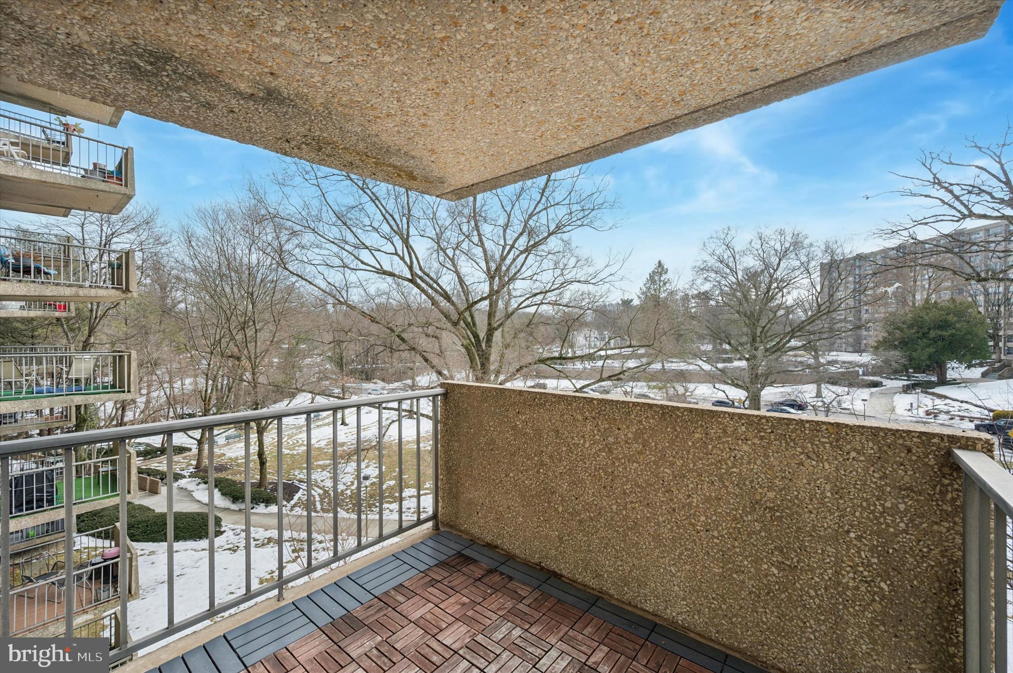 GREEN HILL - Residential