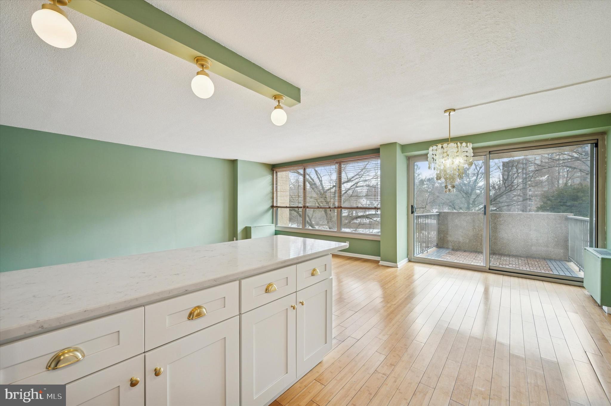 GREEN HILL - Residential