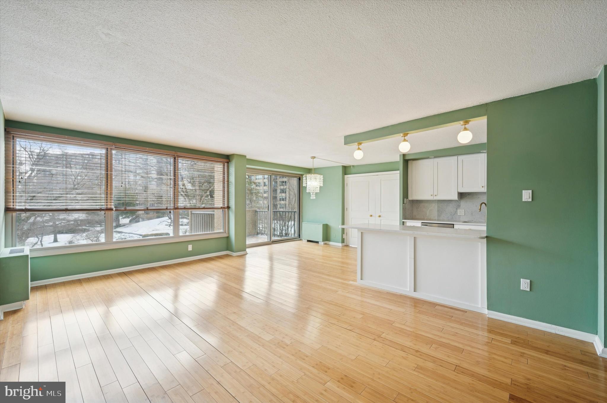 GREEN HILL - Residential