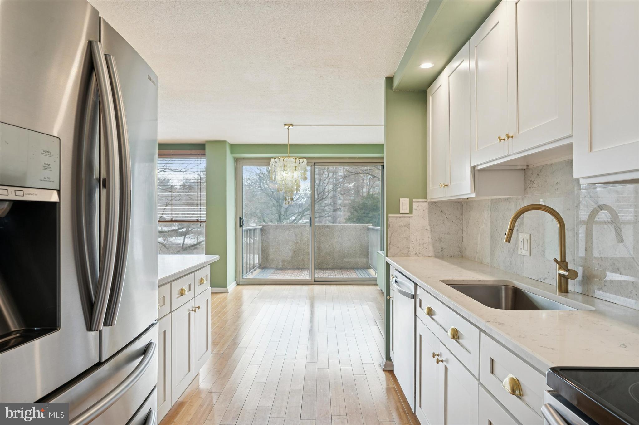 GREEN HILL - Residential