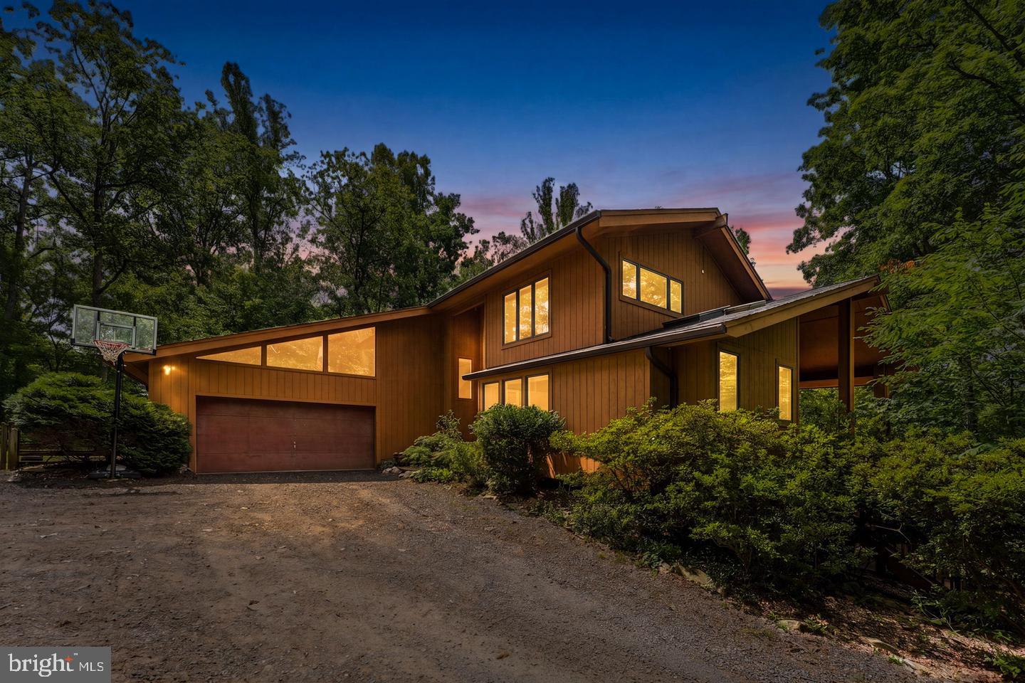 7923 CUB DRIVE