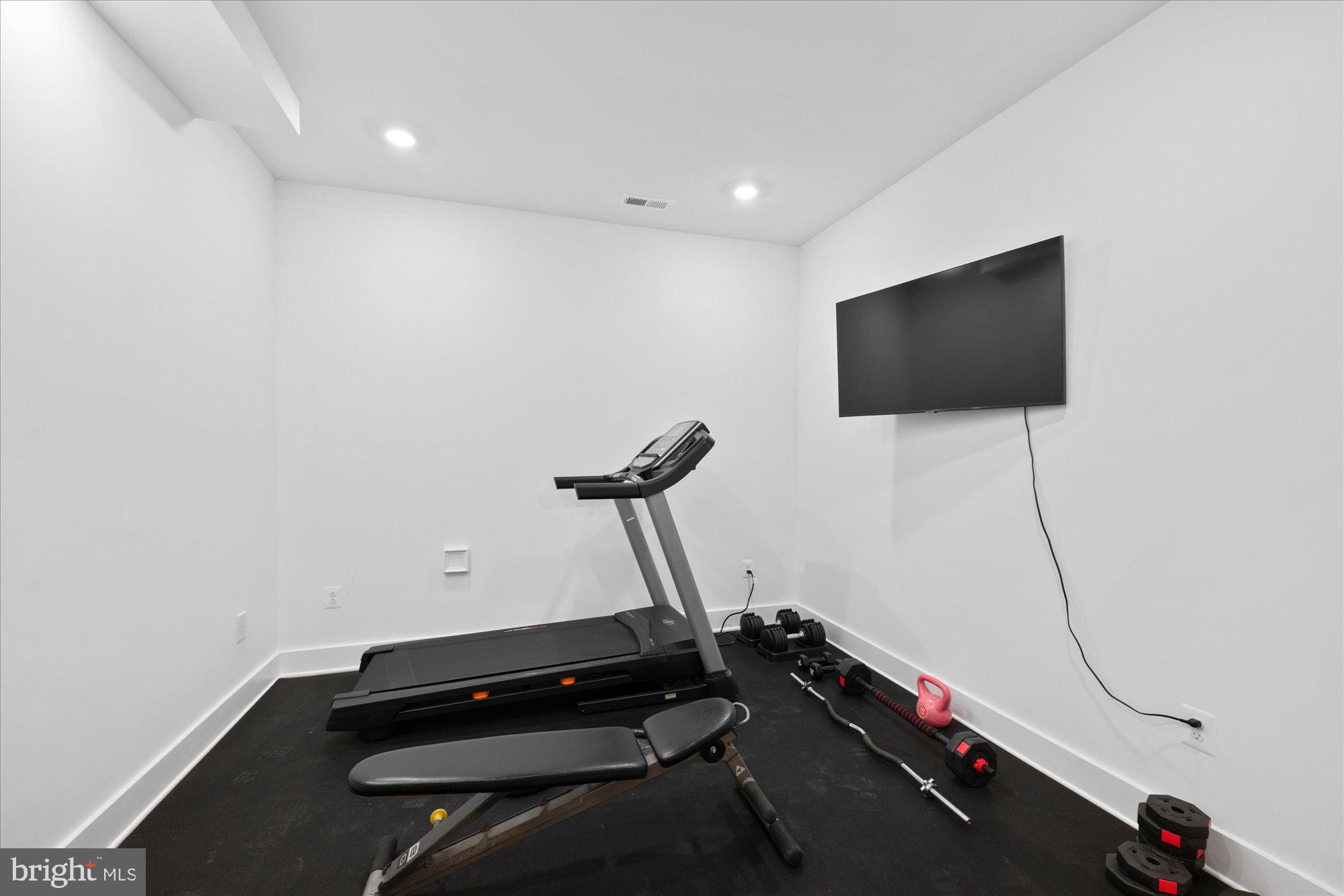 THE GROVE - Residential