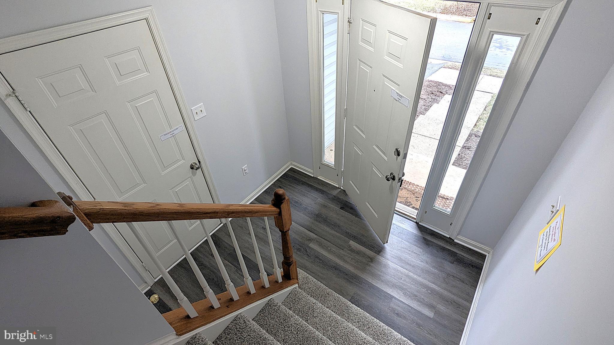 LIFESTYLE AT SULLY STATION - Residential