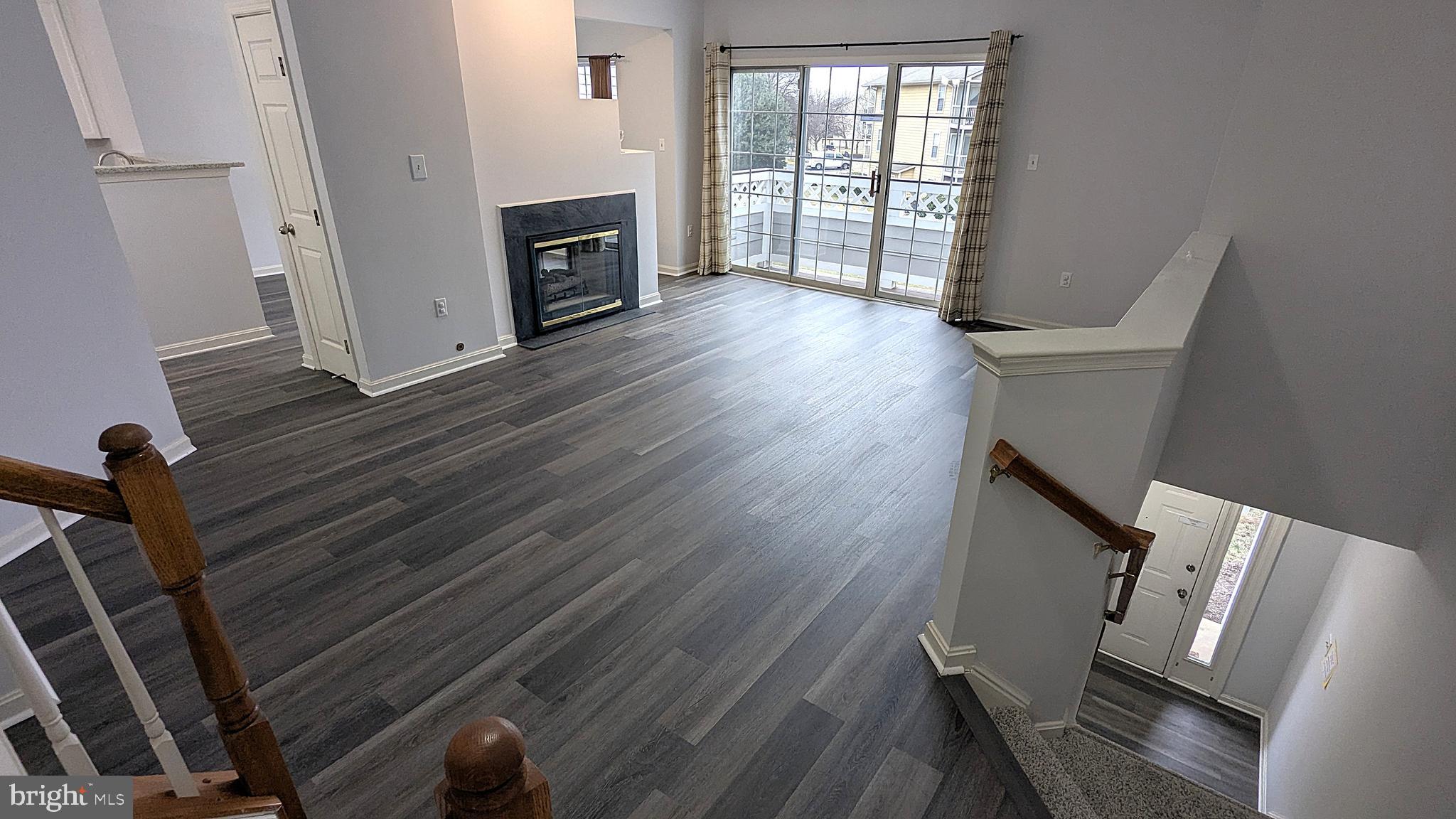 LIFESTYLE AT SULLY STATION - Residential