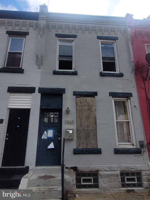 Townhouse For Sale - 1865 N Marston Street<br/> PHILADELPHIA, PA 19121