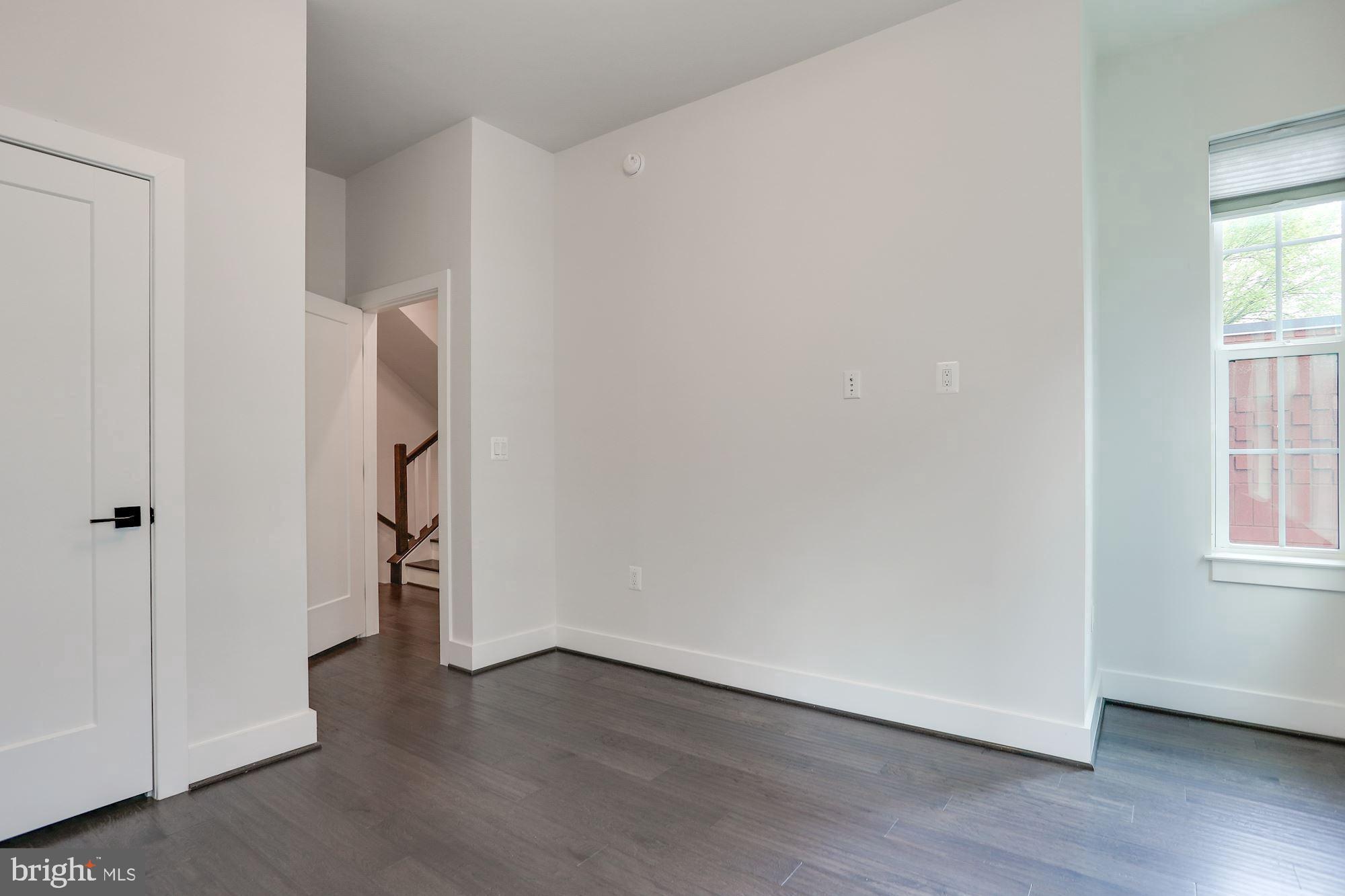 KEY AND NASH - Residential Lease