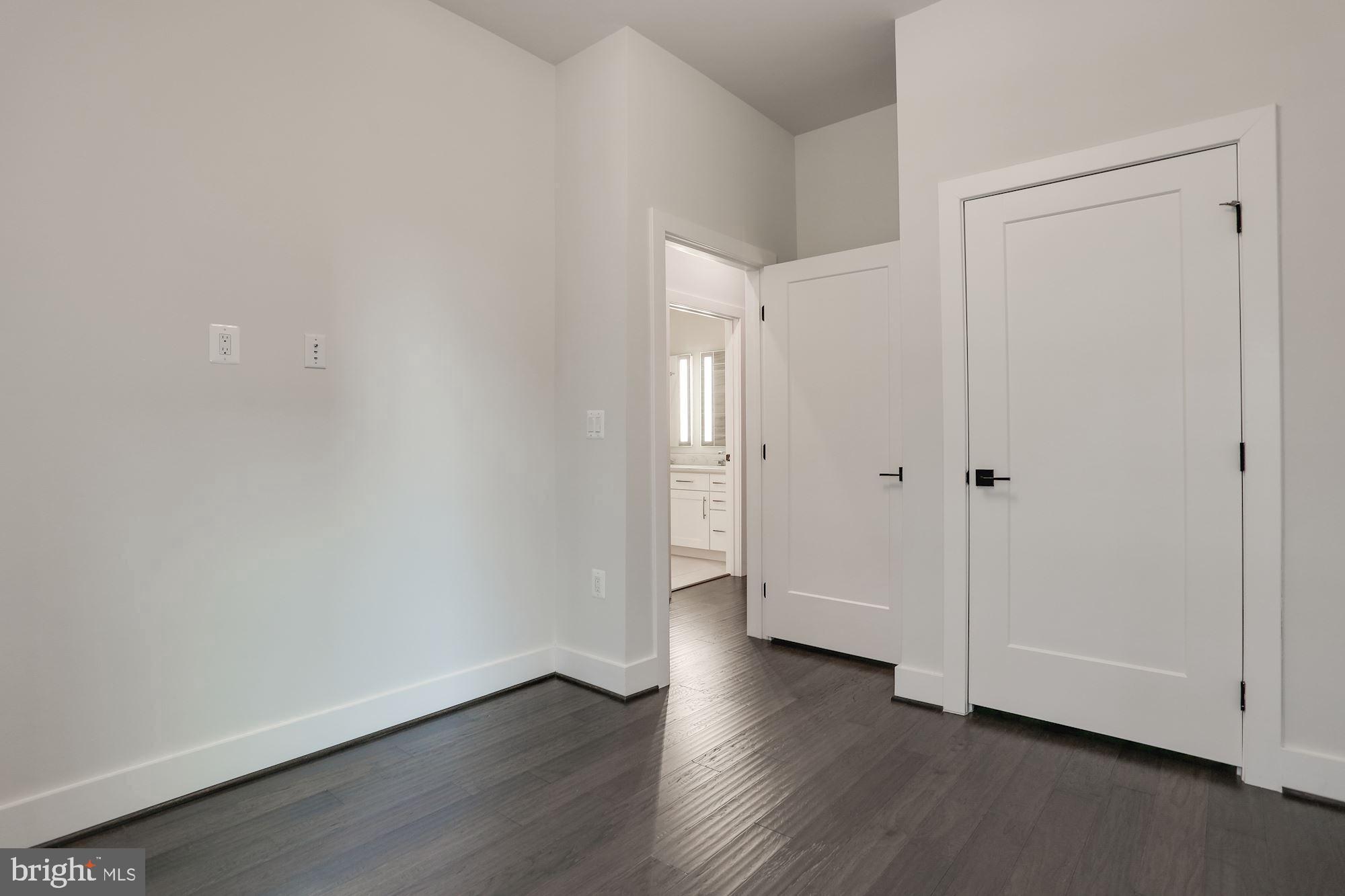 KEY AND NASH - Residential Lease