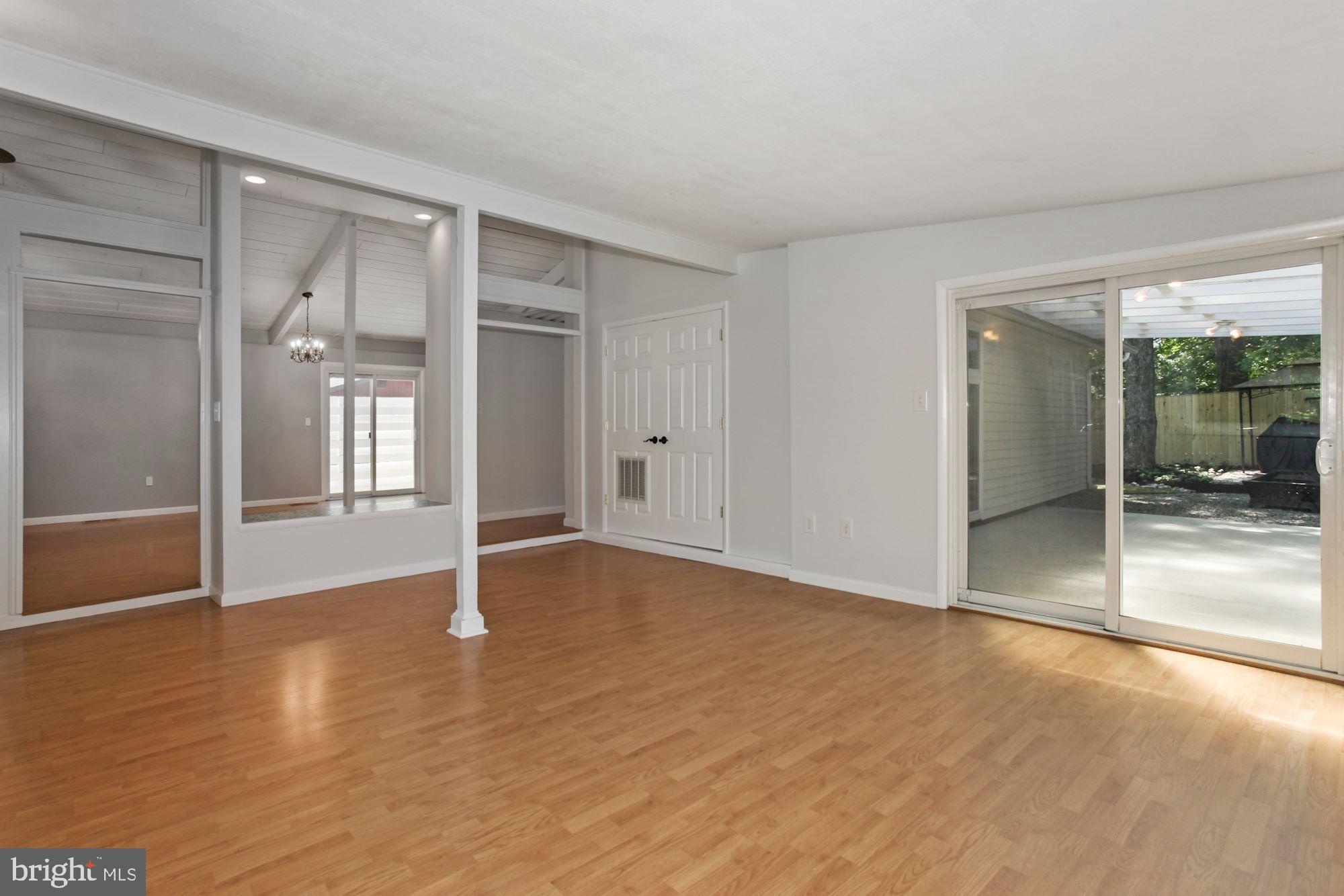 LAKE RIDGE - Residential