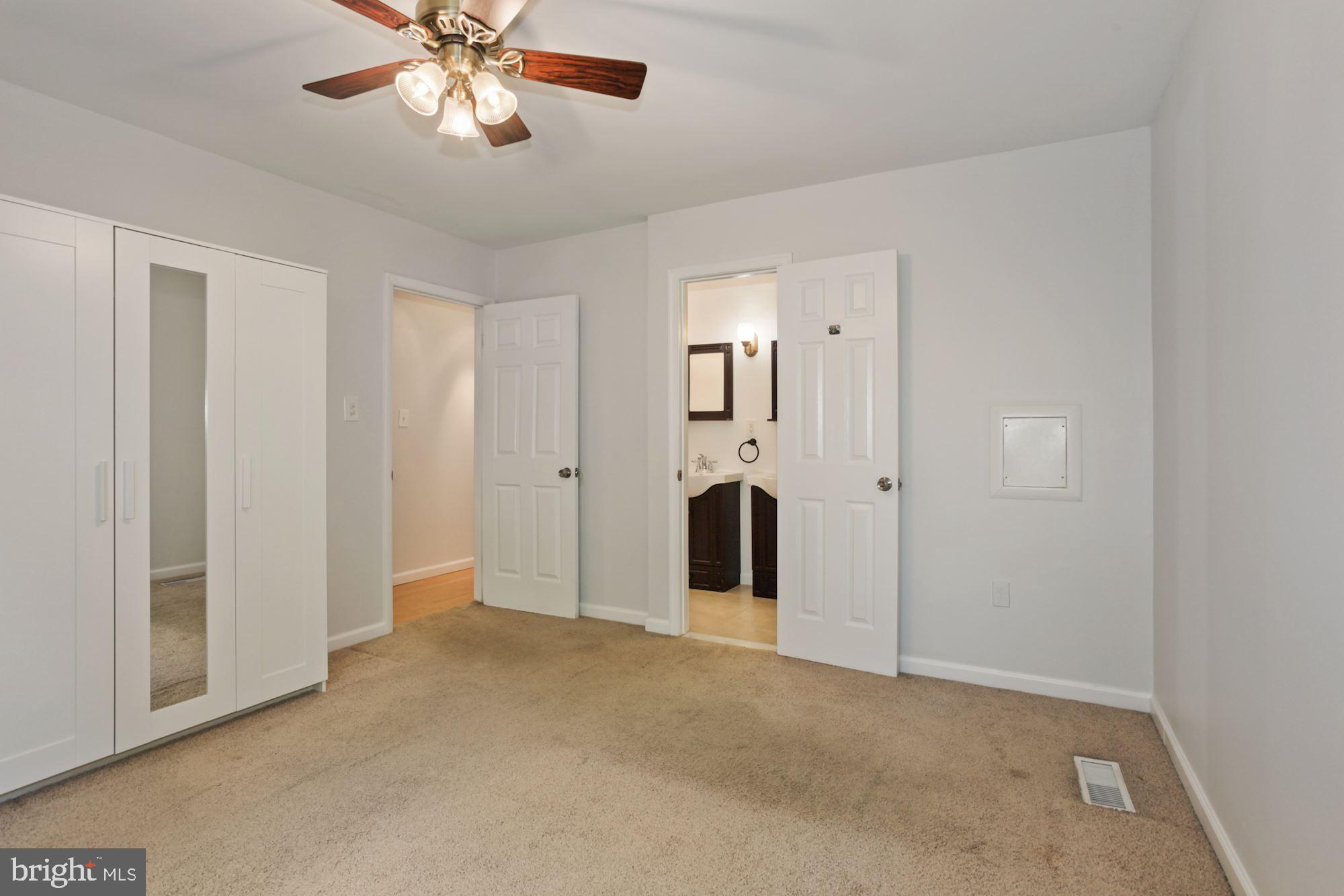 LAKE RIDGE - Residential