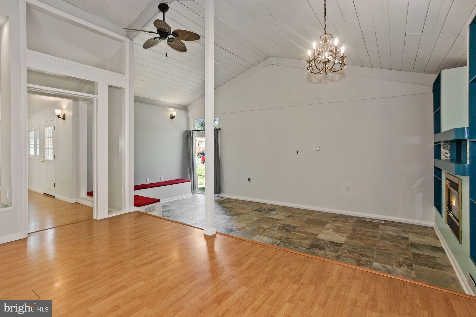 LAKE RIDGE - Residential