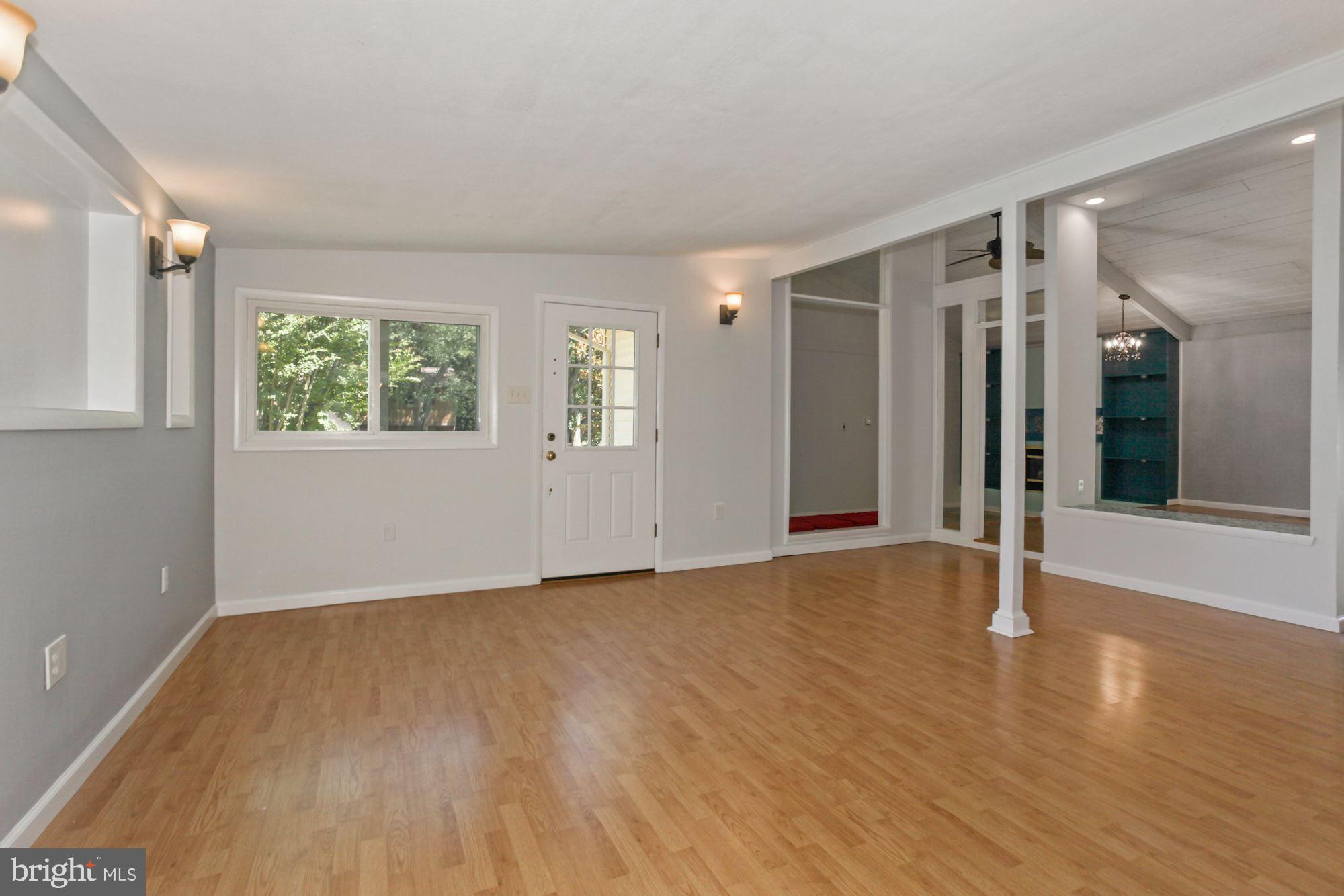 LAKE RIDGE - Residential