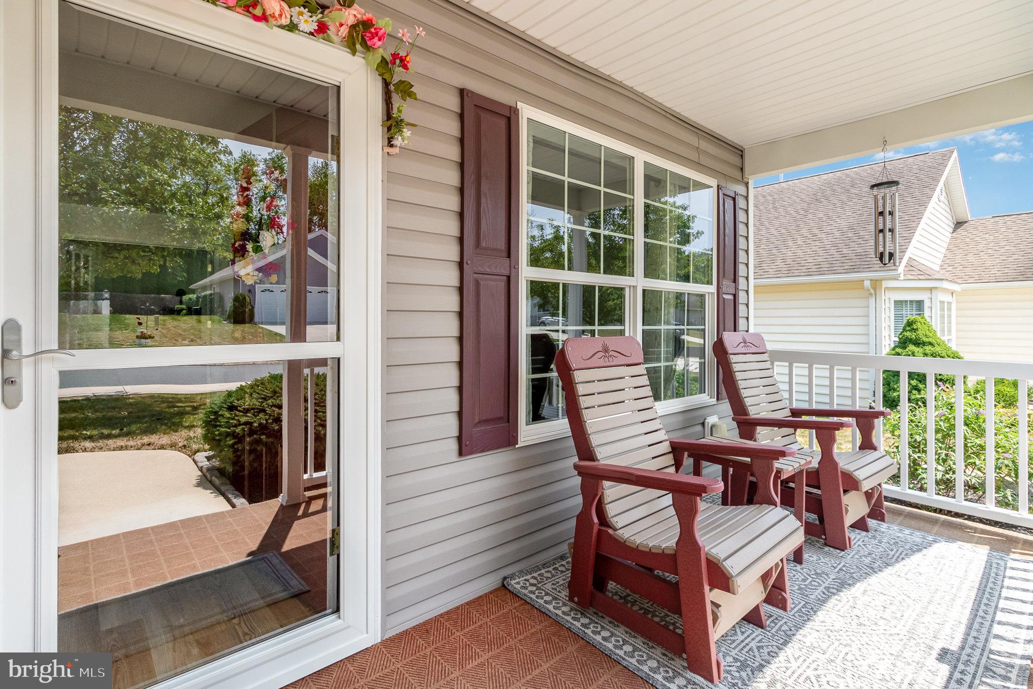 COUNTRY MANOR - Residential