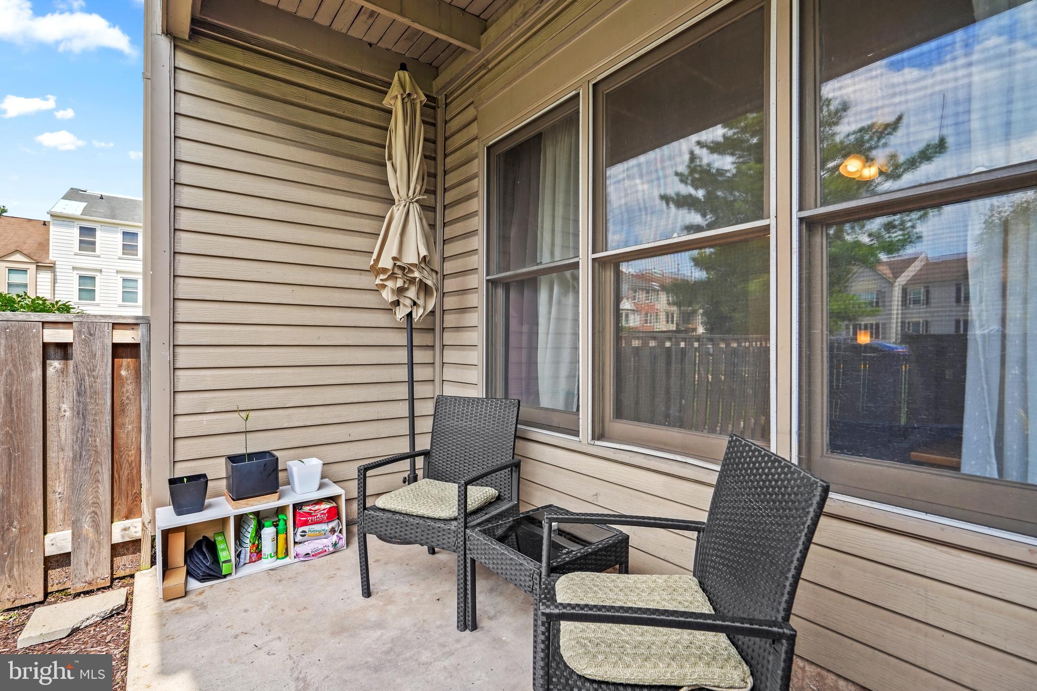 STONINGTON CONDOMINIUMS - Residential