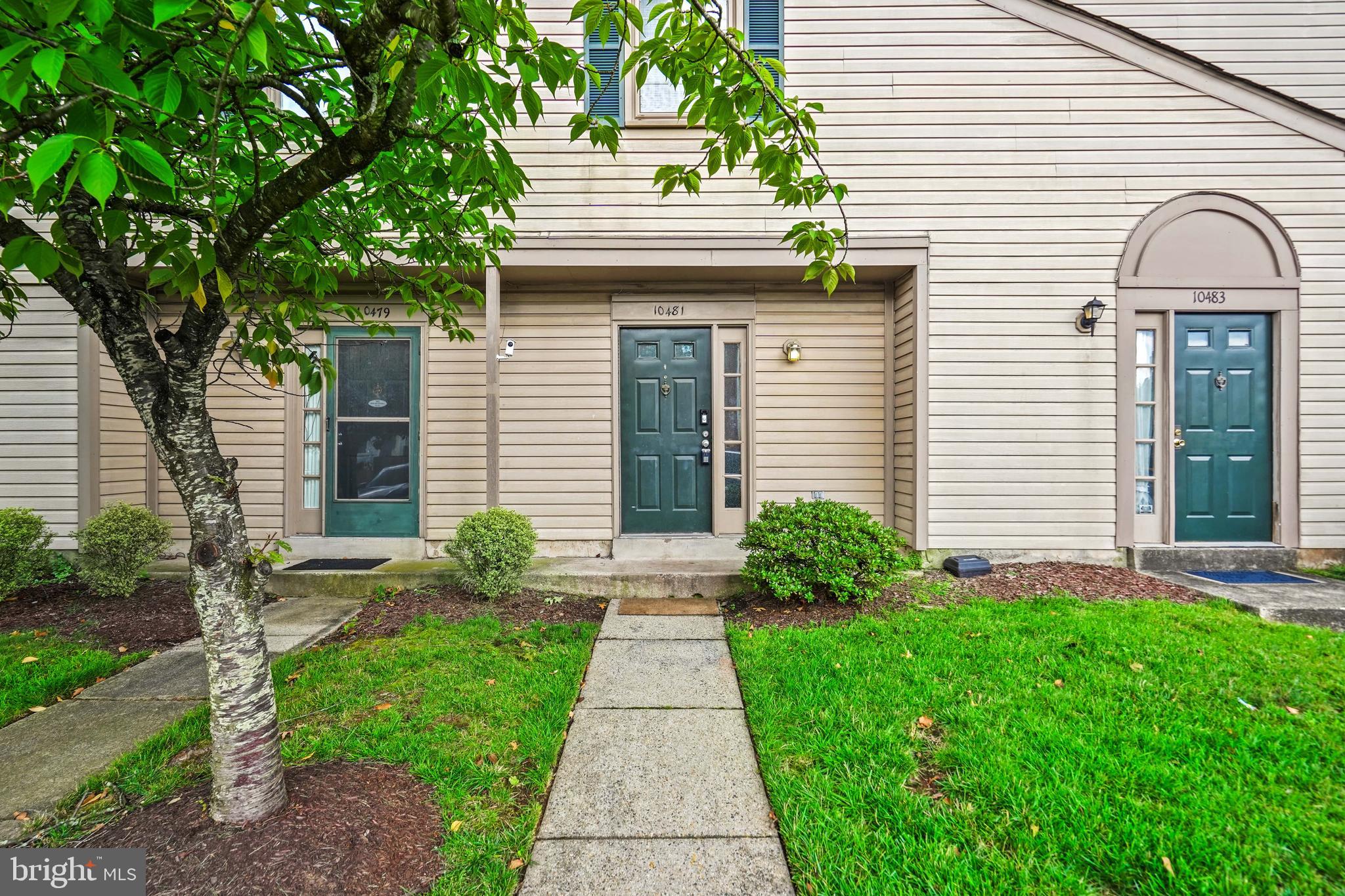 STONINGTON CONDOMINIUMS - Residential