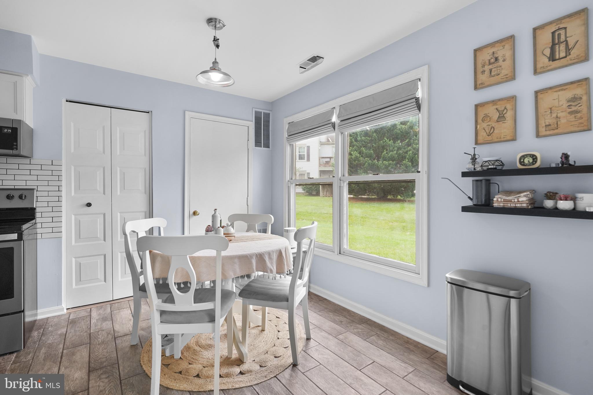 STONINGTON CONDOMINIUMS - Residential