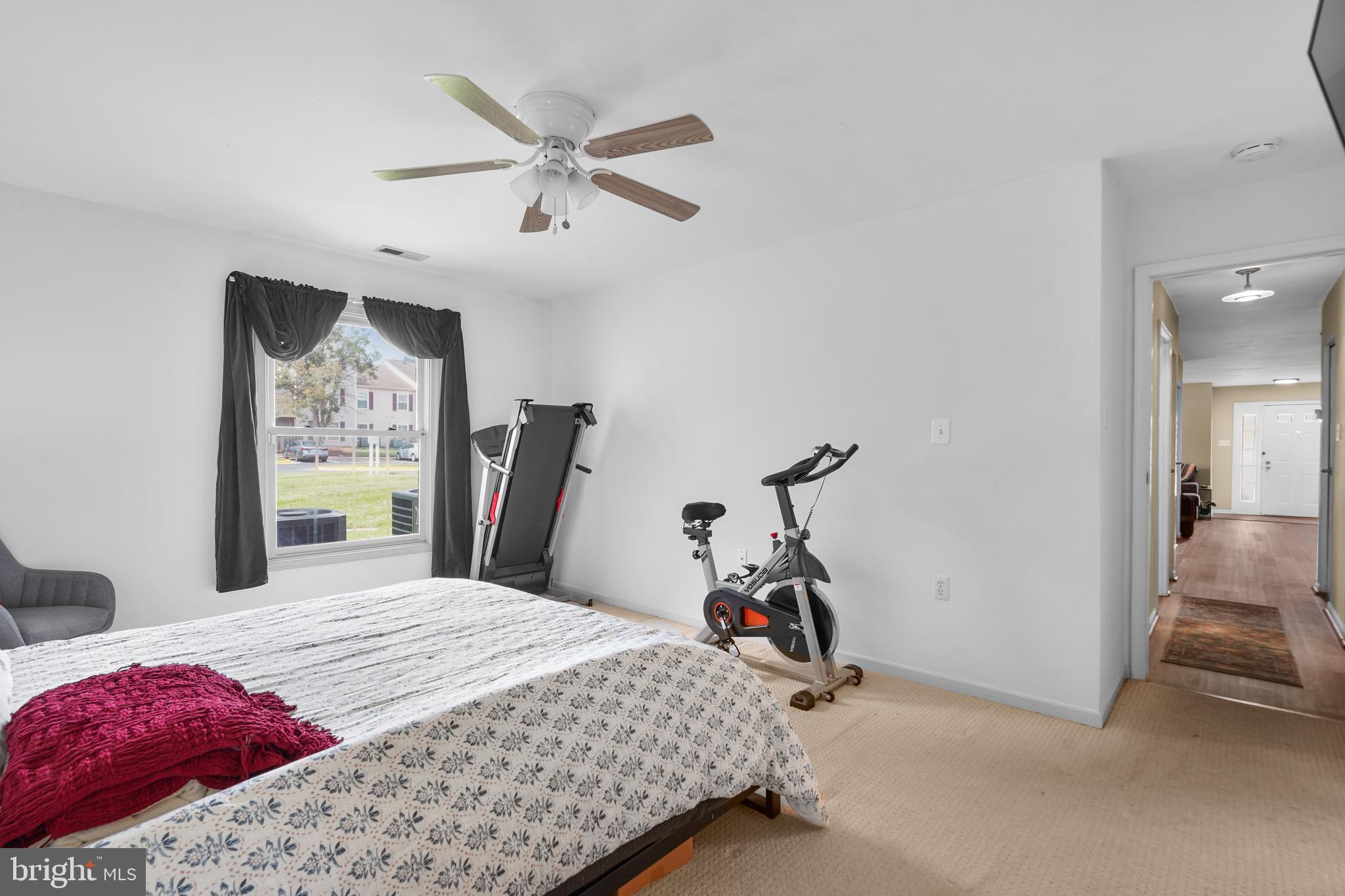 STONINGTON CONDOMINIUMS - Residential