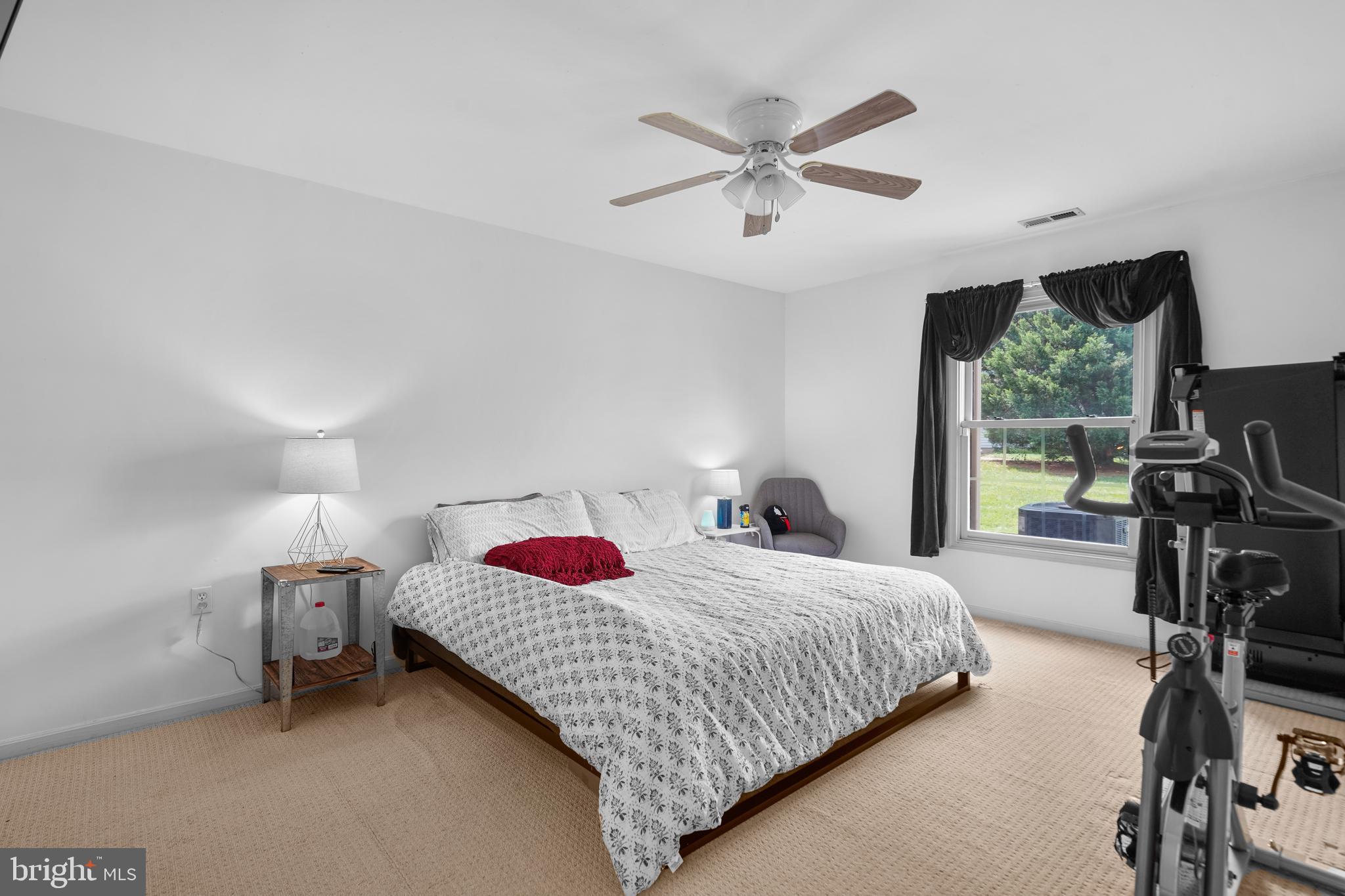 STONINGTON CONDOMINIUMS - Residential