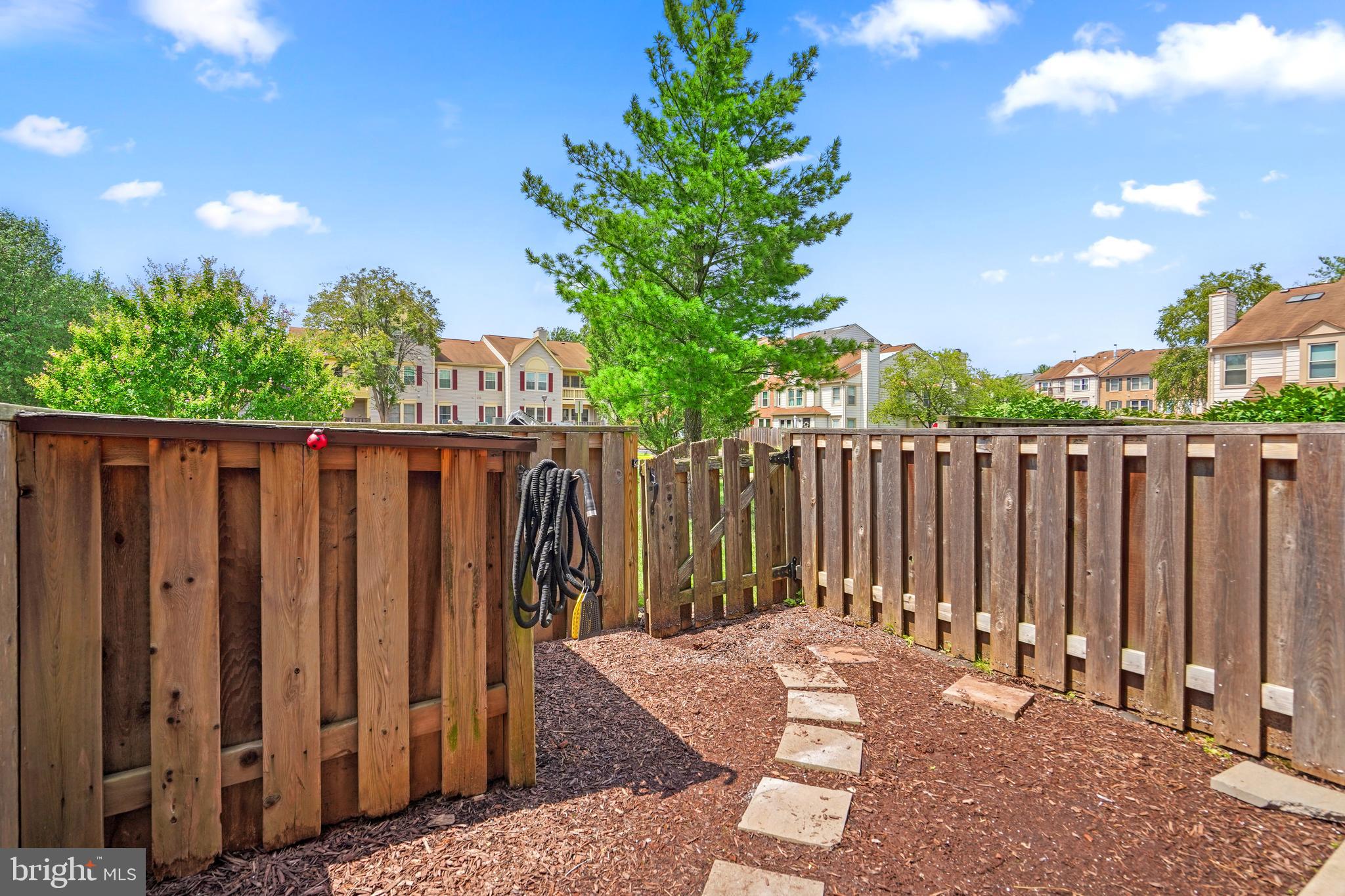 STONINGTON CONDOMINIUMS - Residential