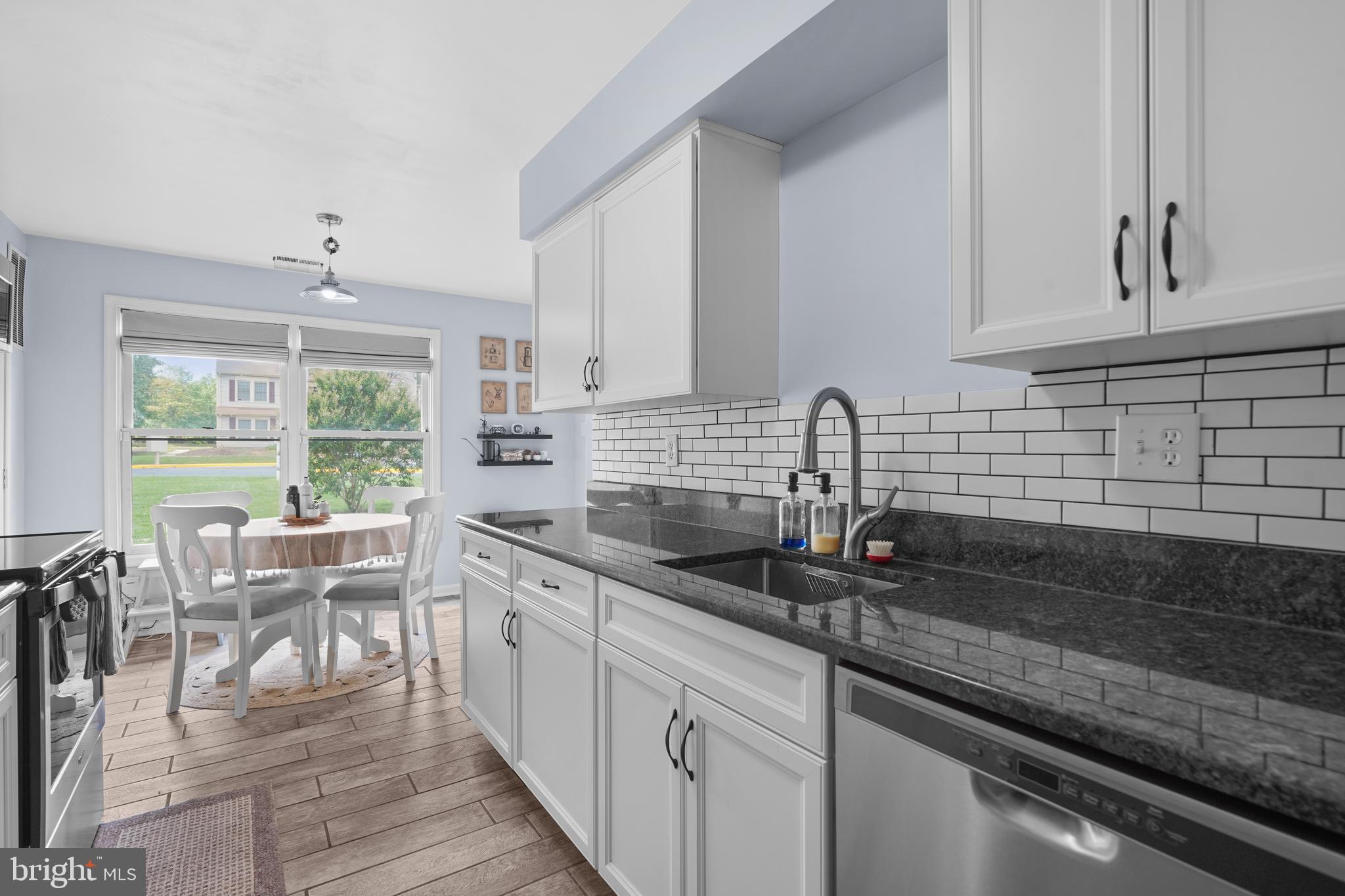 STONINGTON CONDOMINIUMS - Residential