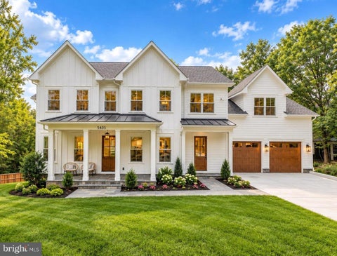 Photo of 5435 Mohican Road, BETHESDA, MD 20816 (MLS # MDMC2254694)