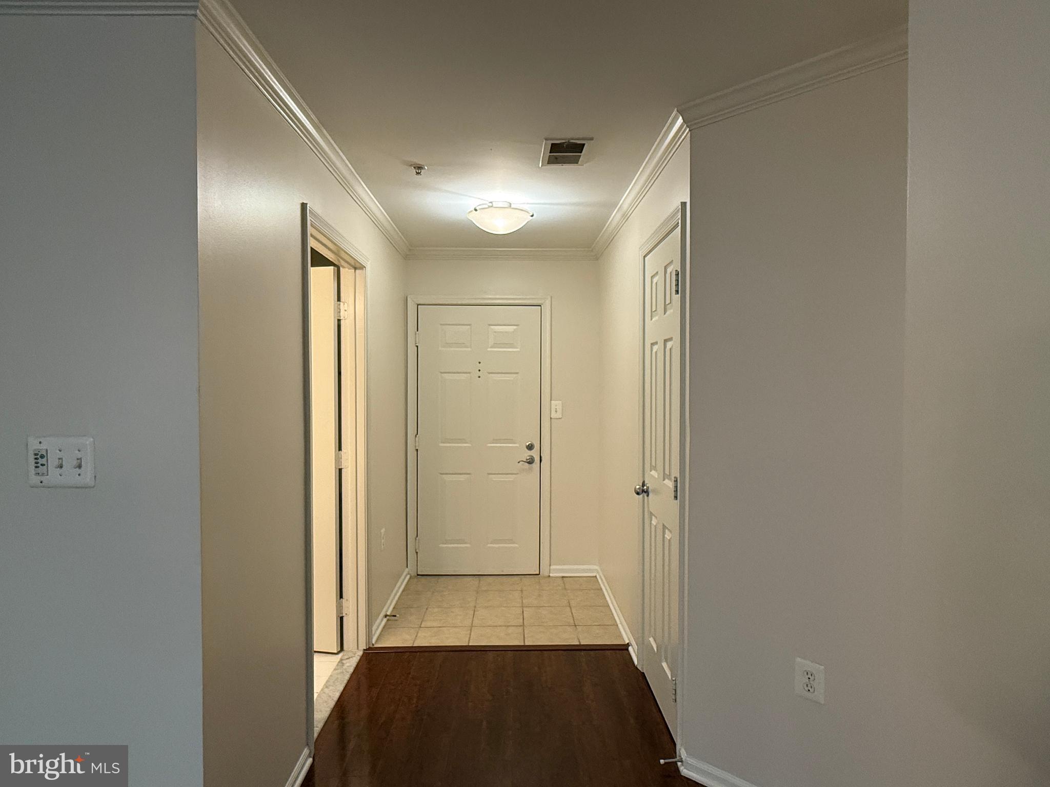 NORTH POINT VILLAS - Residential Lease