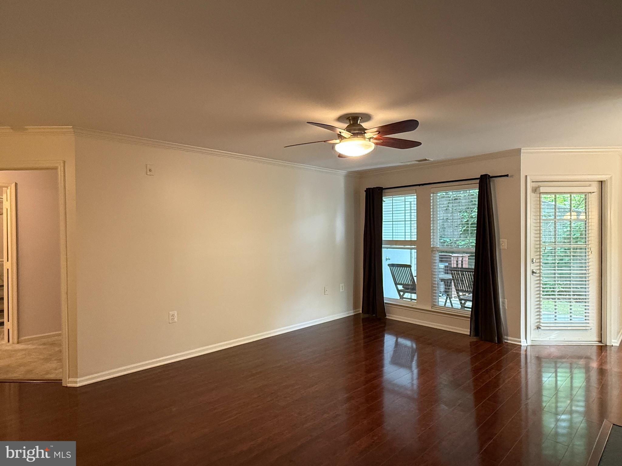 NORTH POINT VILLAS - Residential Lease