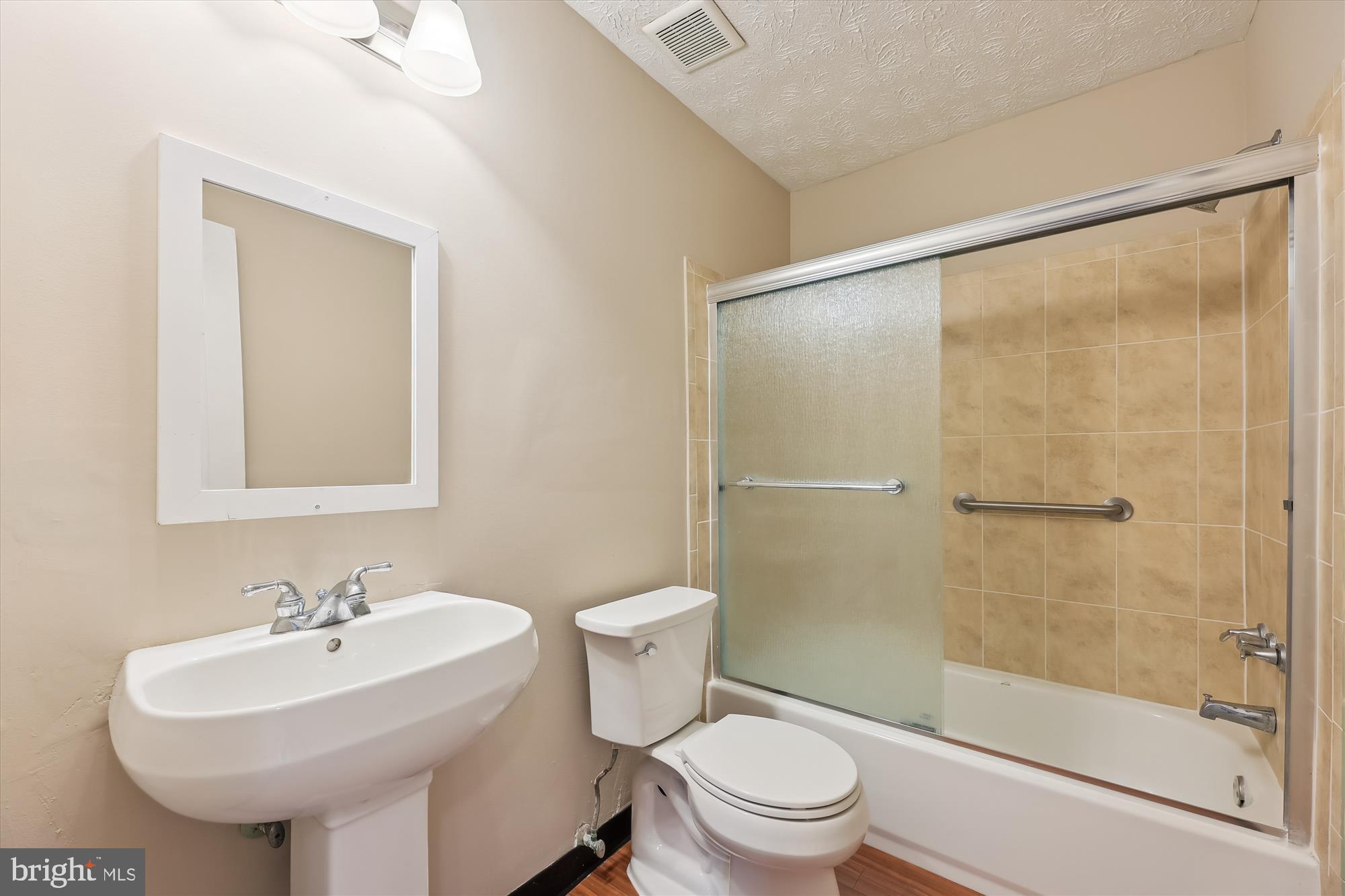 VILLAGE OF OAK GROVE - Residential