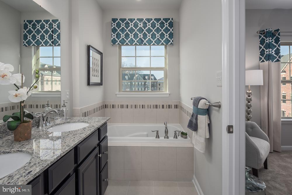 MAPLEVIEW - Residential