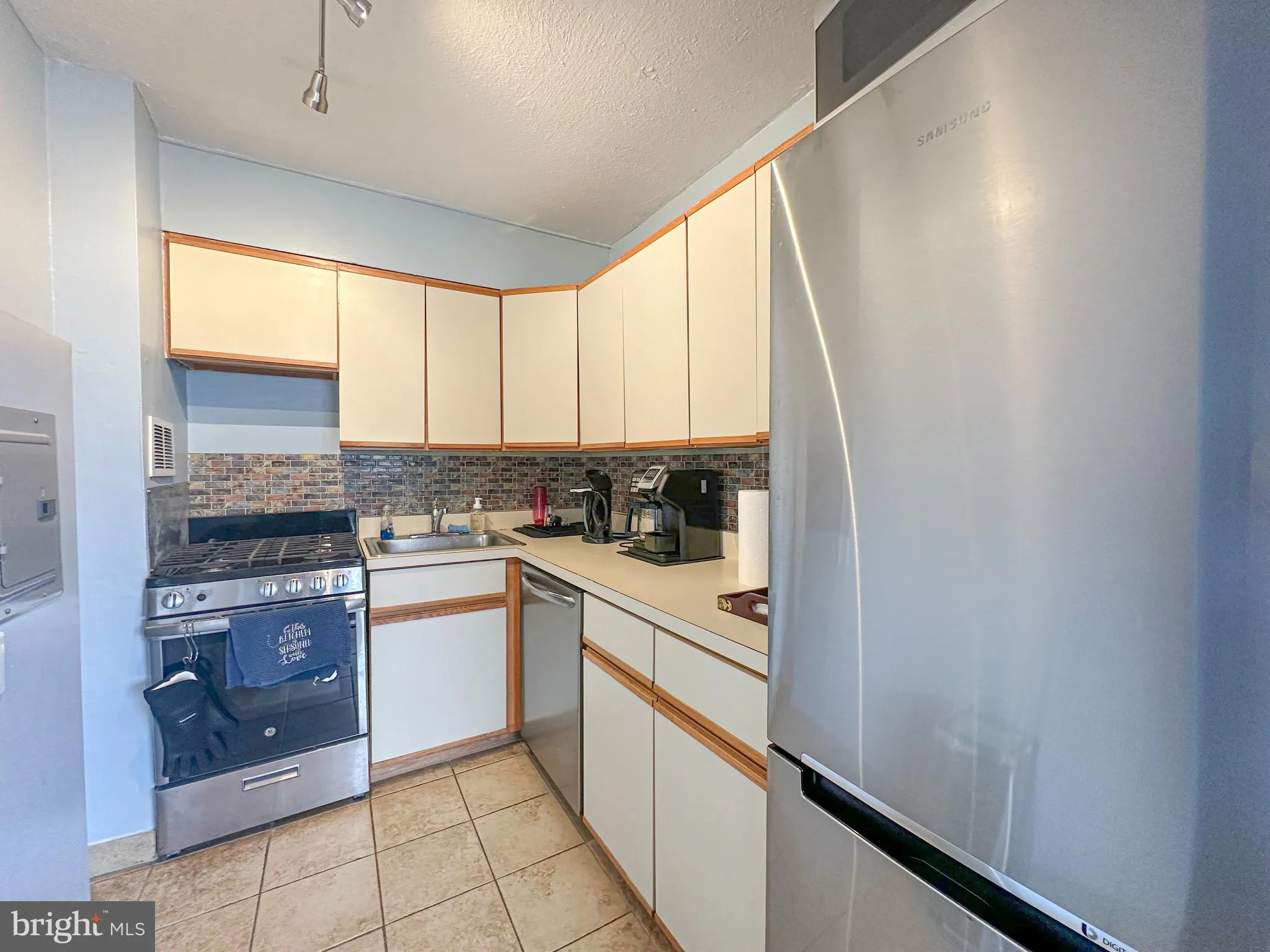 Philadelphia, Pennsylvania 19103, United States, 1 Bedroom Bedrooms, ,1 BathroomBathrooms,Residential,Active,120571