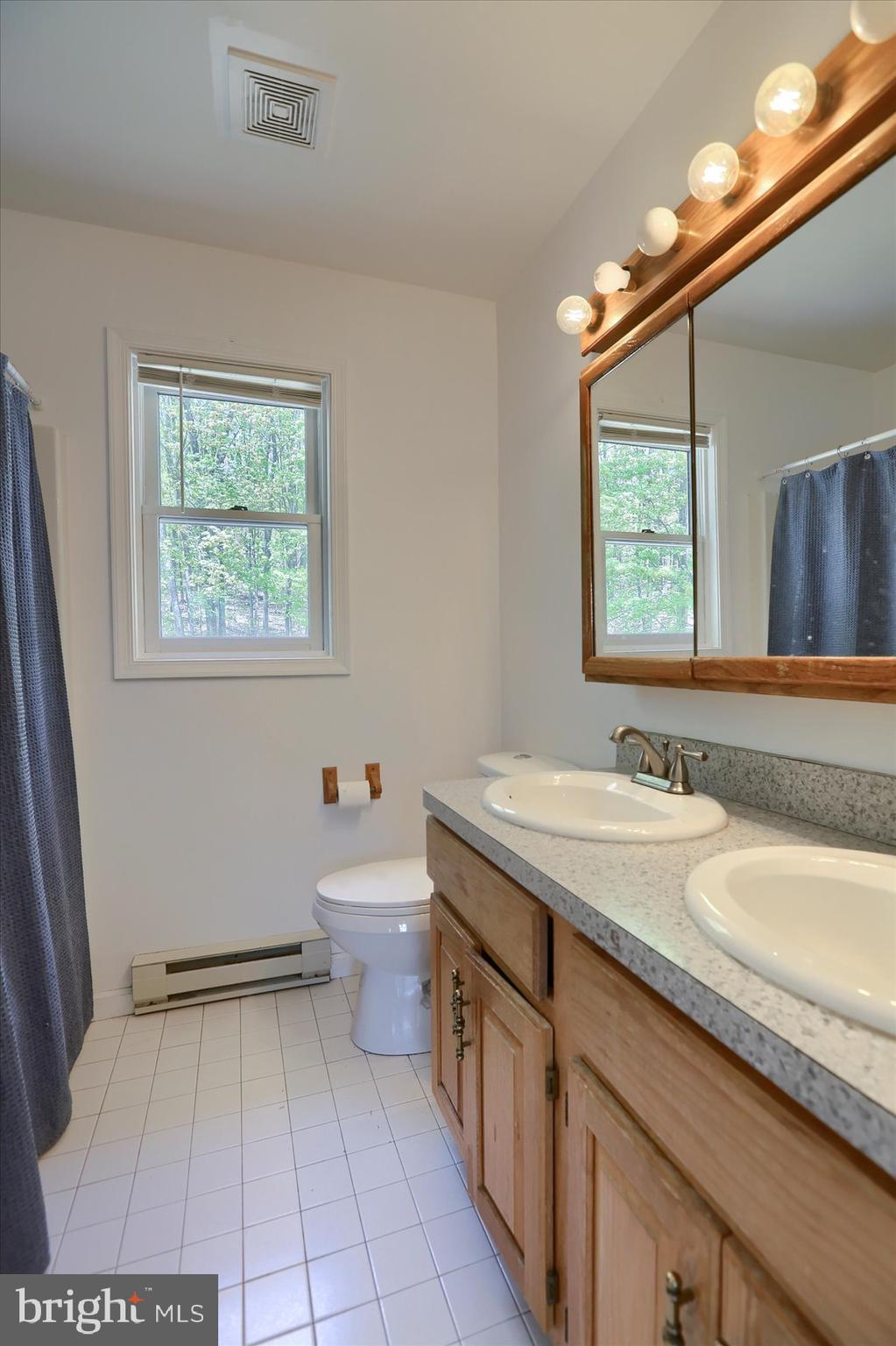 MOUNT POCONO - Residential