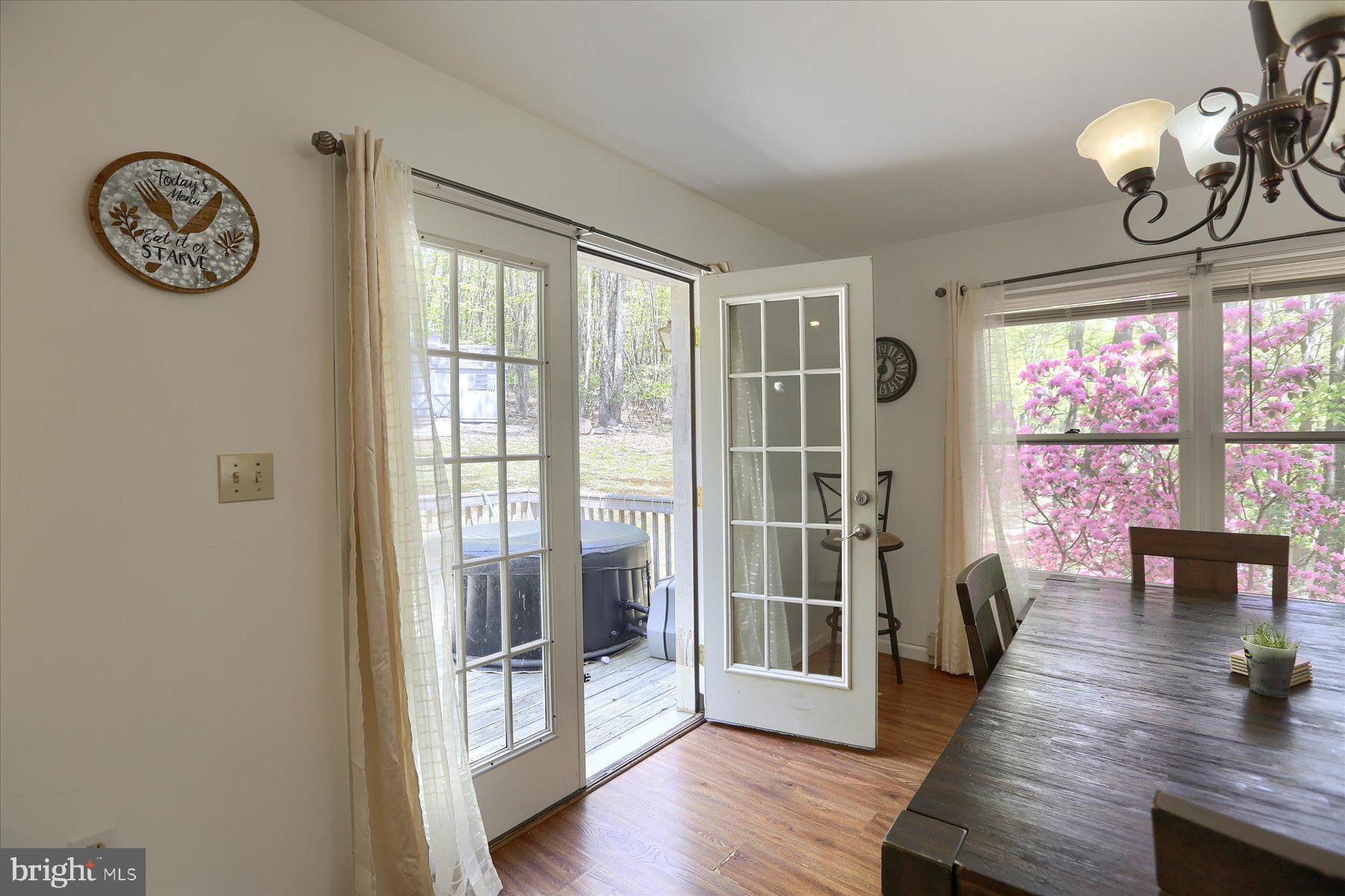 MOUNT POCONO - Residential