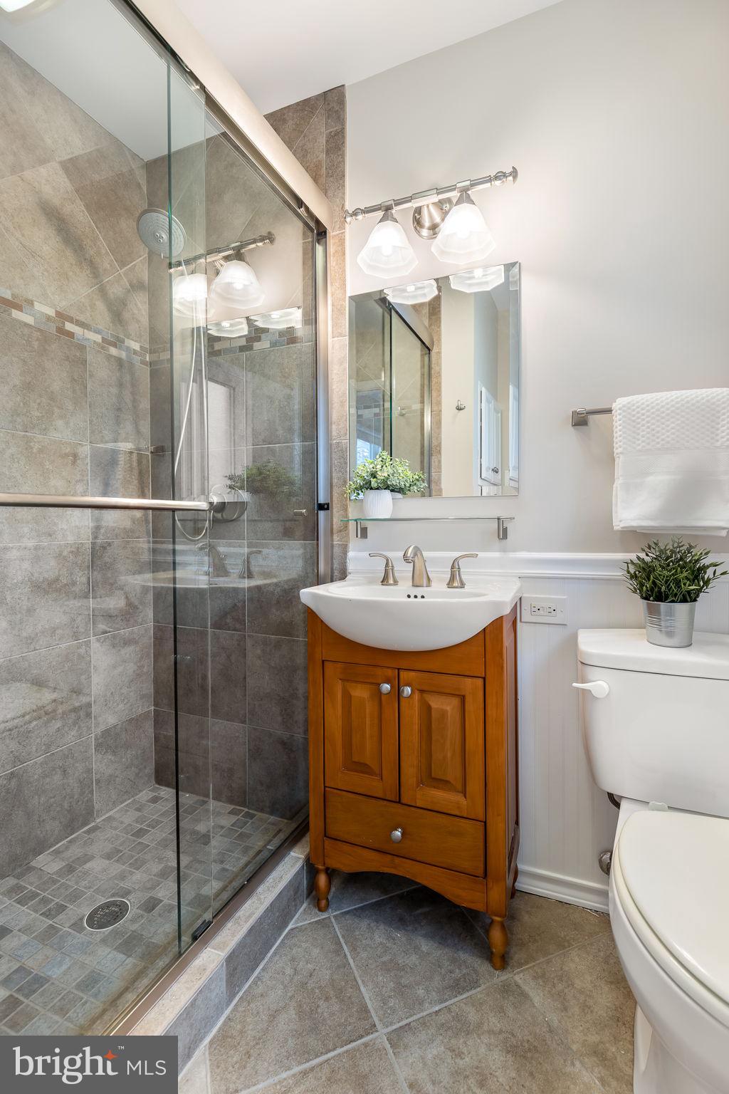 SLEEPY HOLLOW MANOR - Residential