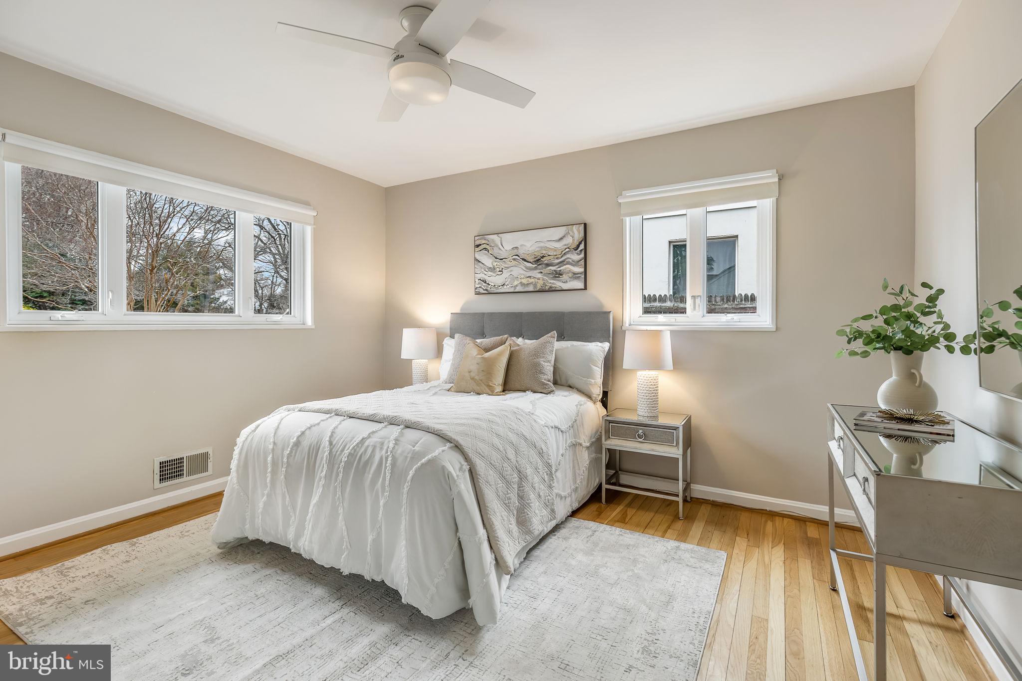 SLEEPY HOLLOW MANOR - Residential