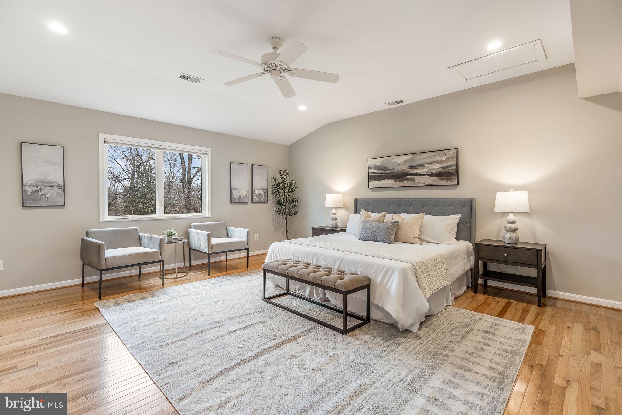 SLEEPY HOLLOW MANOR - Residential