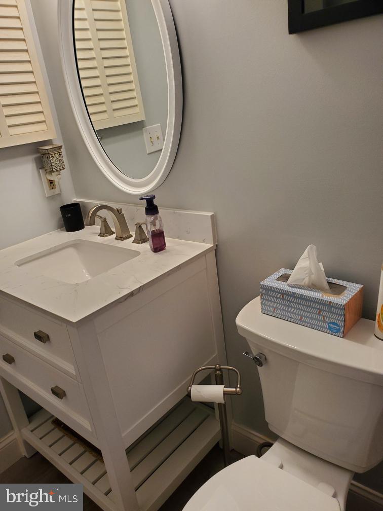 FARMINGDALE - Residential