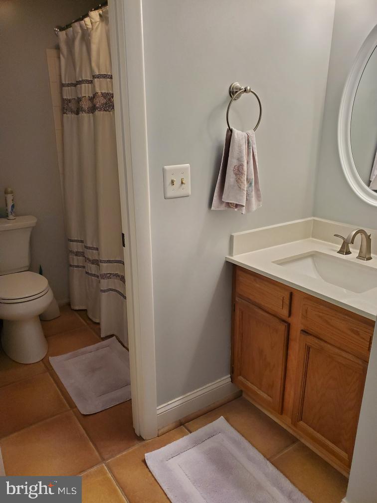 FARMINGDALE - Residential