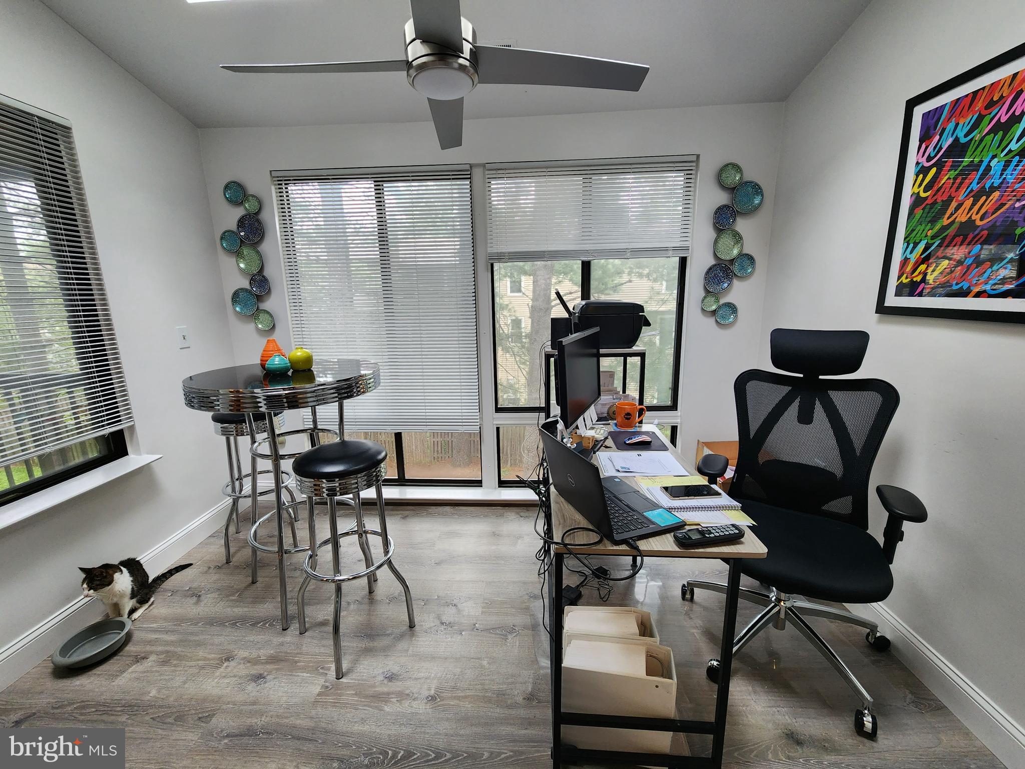 FARMINGDALE - Residential