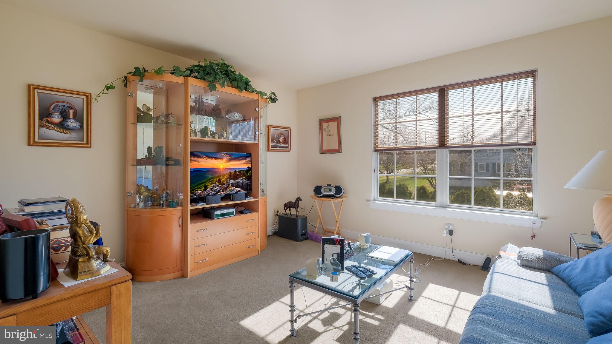 TWIN BROOK ESTS - Residential