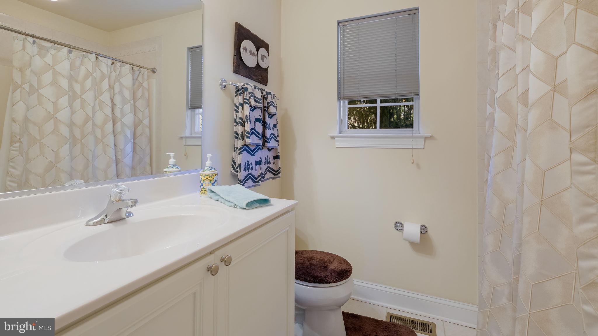 TWIN BROOK ESTS - Residential