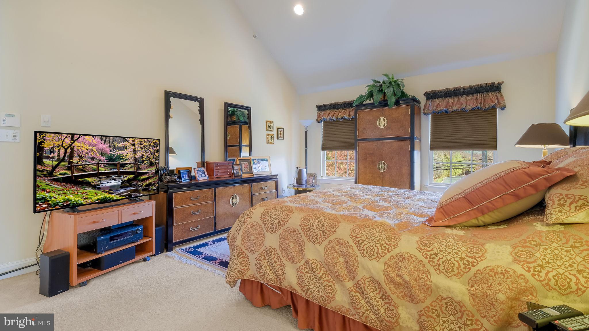 TWIN BROOK ESTS - Residential