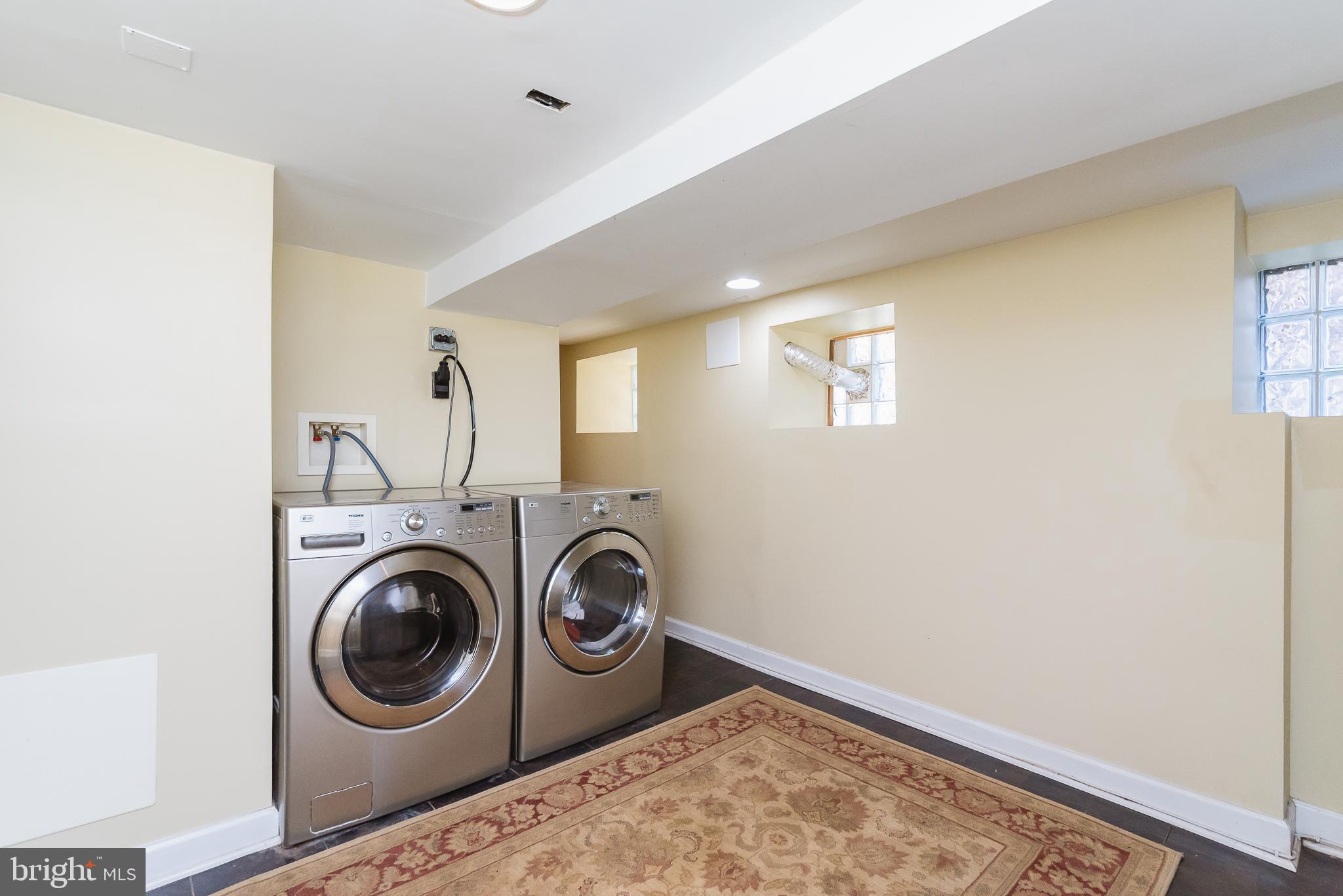 CHARLES VILLAGE - Residential