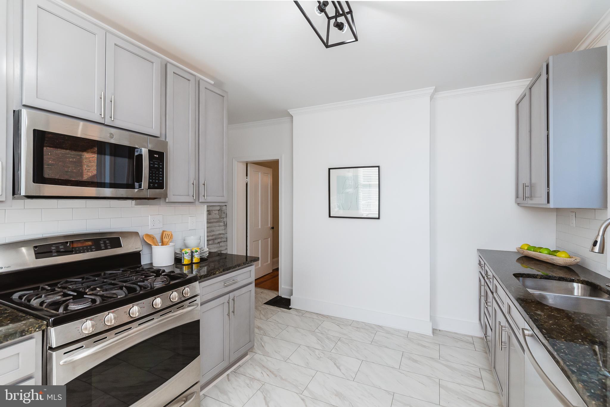 CHARLES VILLAGE - Residential