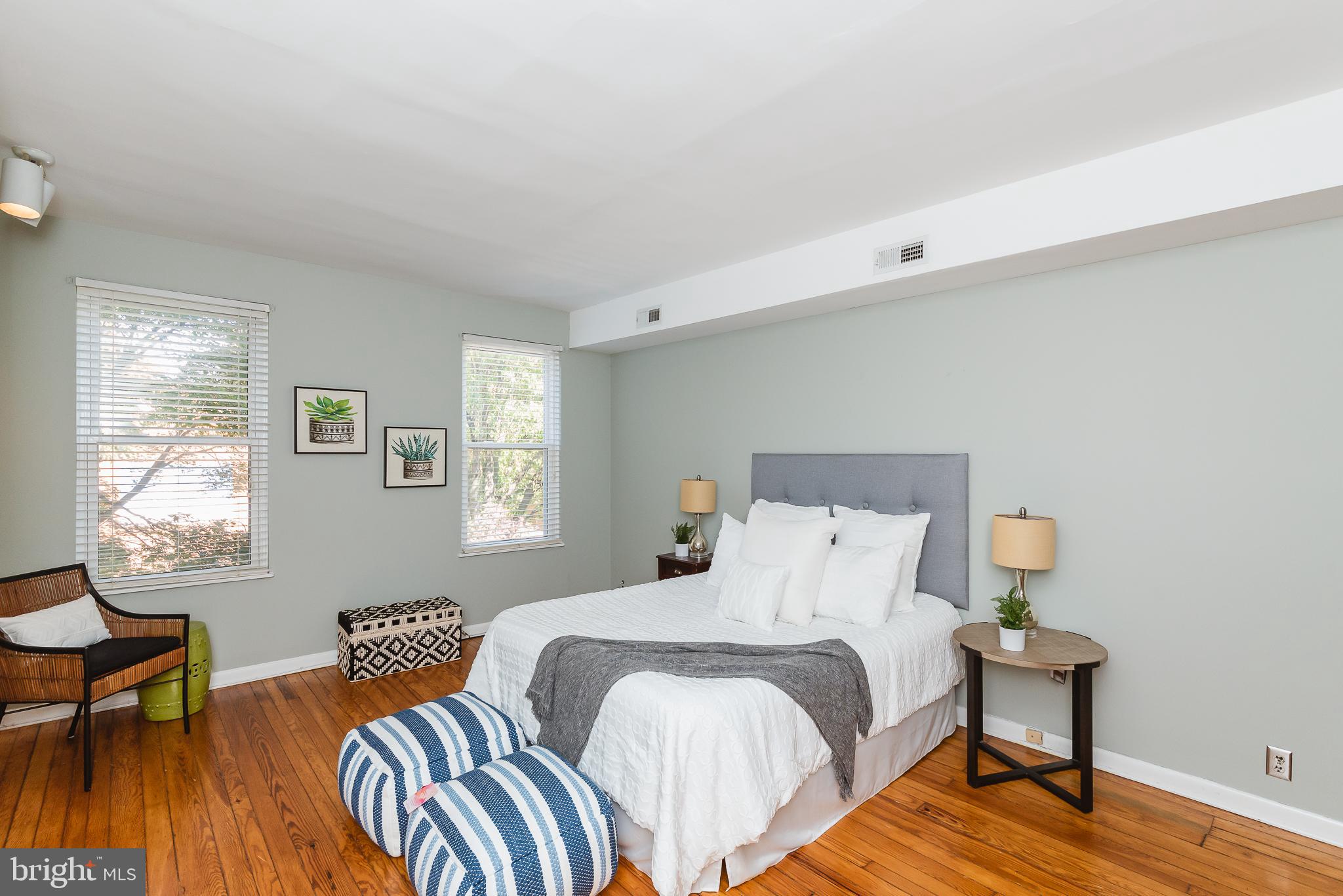 CHARLES VILLAGE - Residential