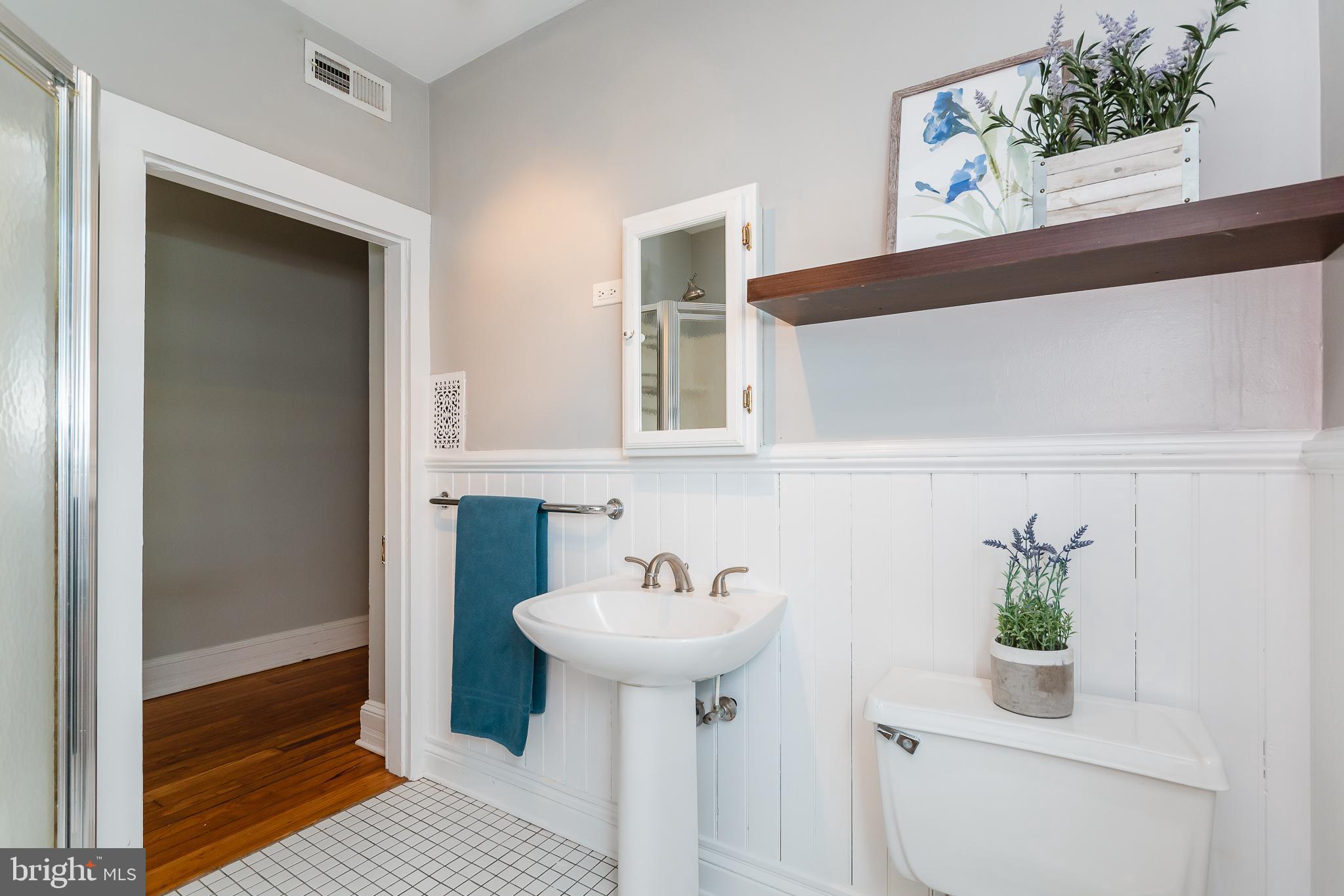 CHARLES VILLAGE - Residential