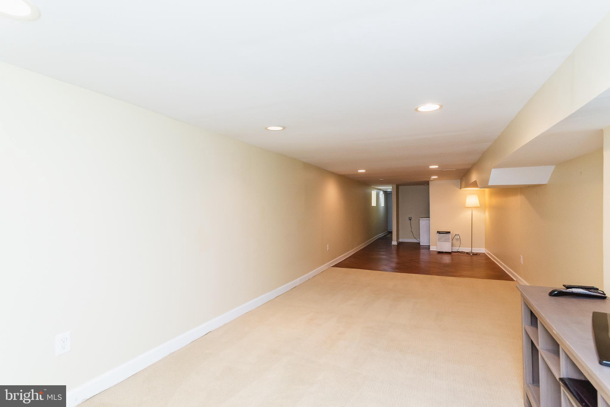 CHARLES VILLAGE - Residential