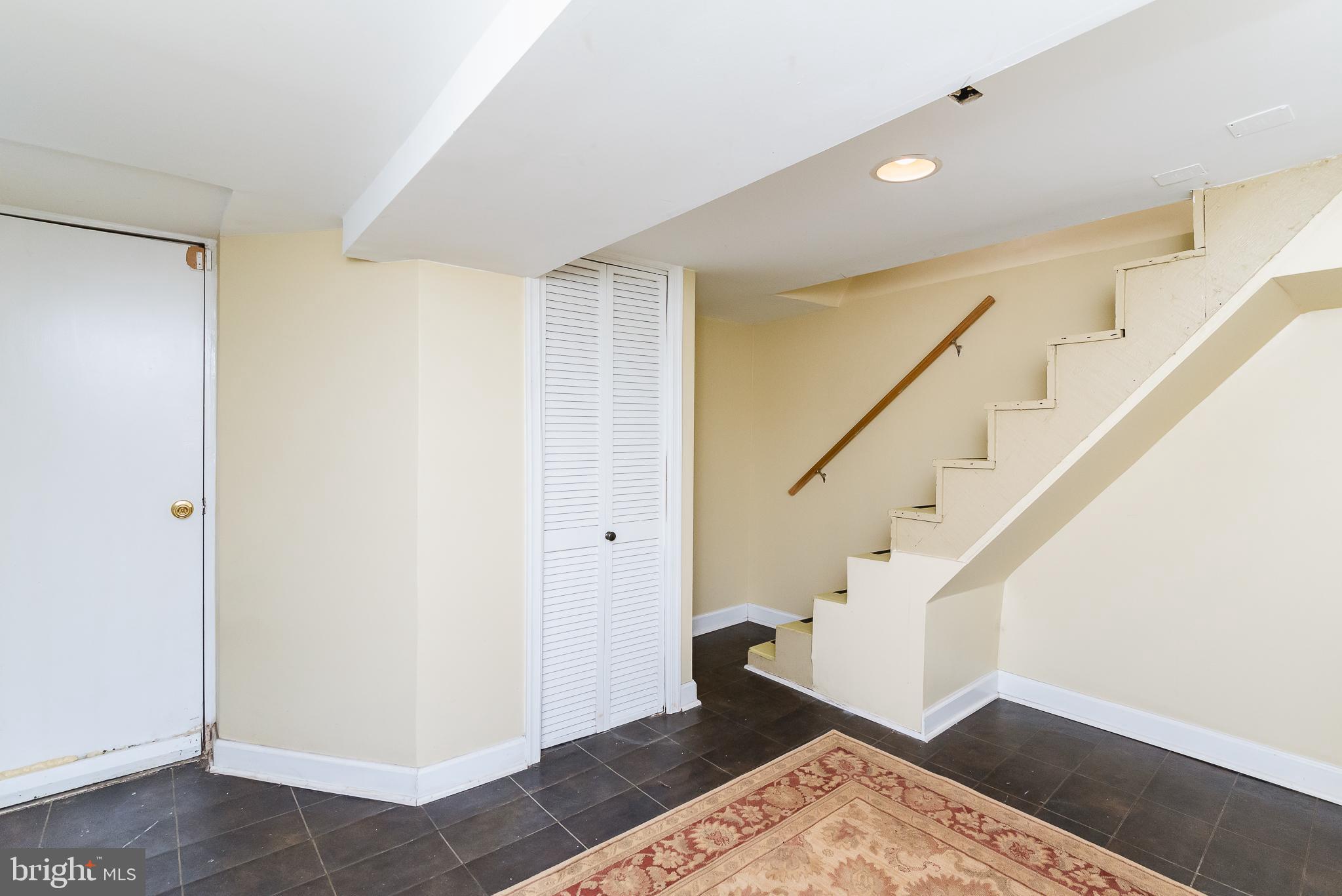 CHARLES VILLAGE - Residential